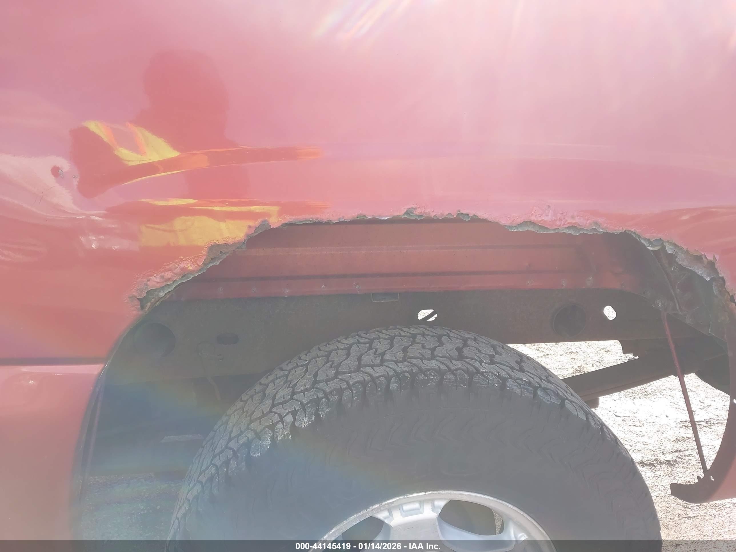 CHEVROLET SILVERADO image 6