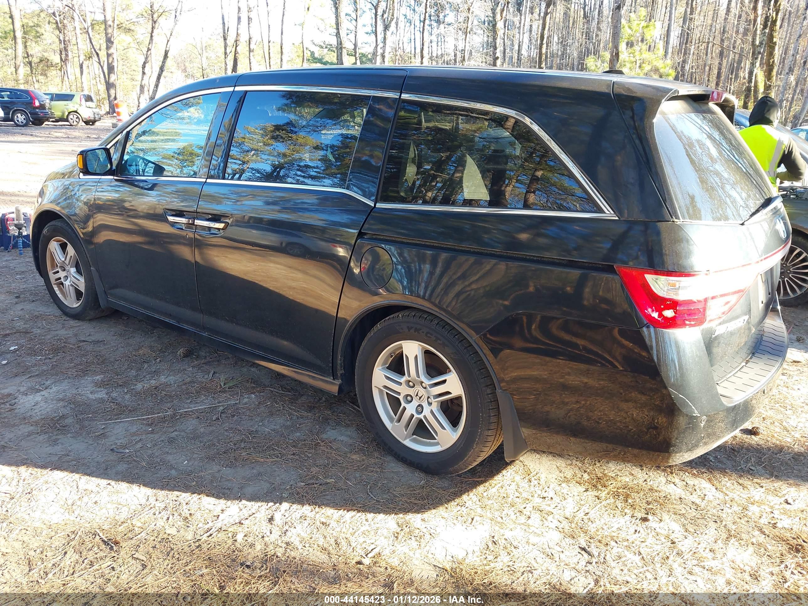 HONDA ODYSSEY image 3
