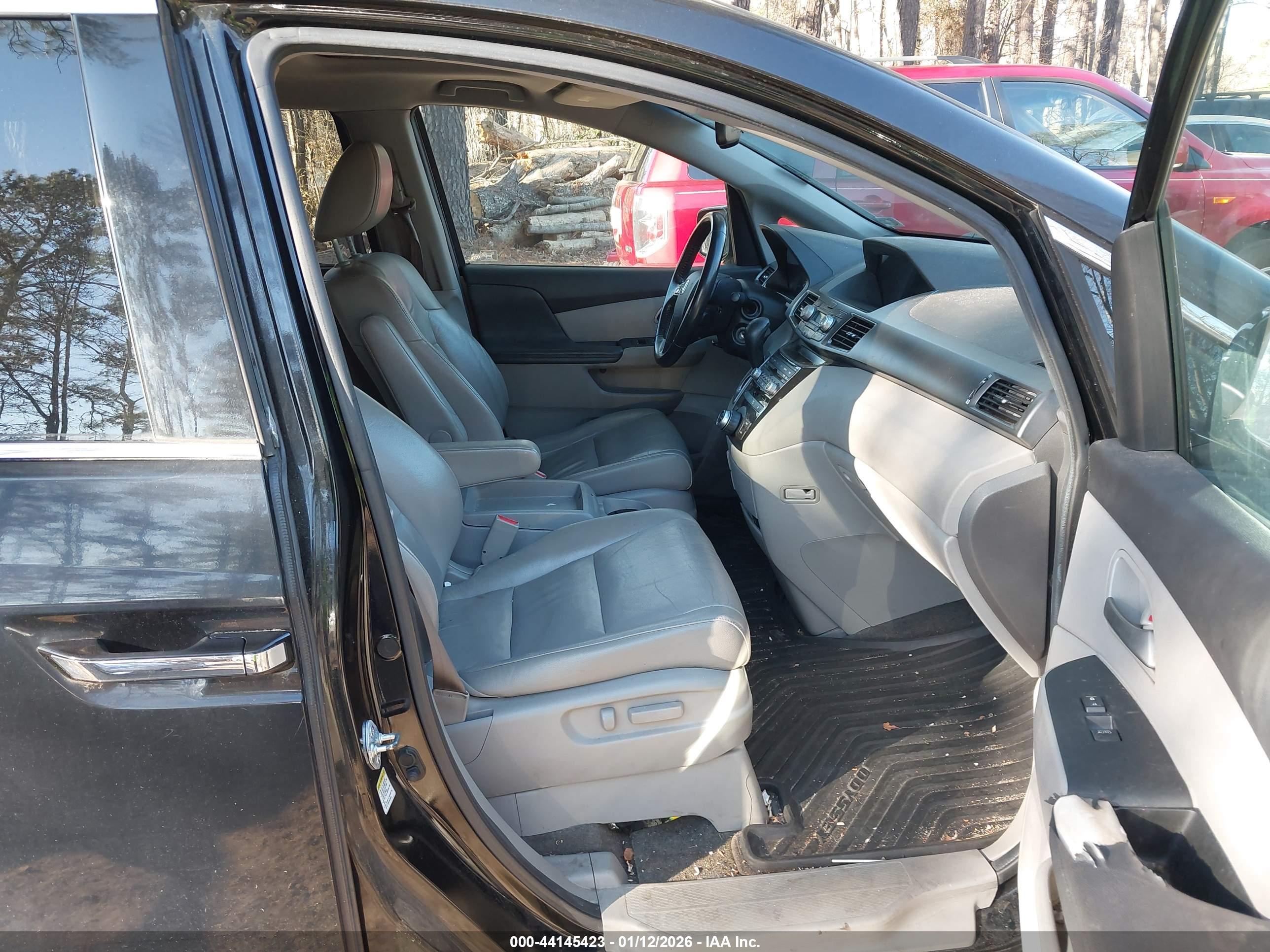 HONDA ODYSSEY image 5