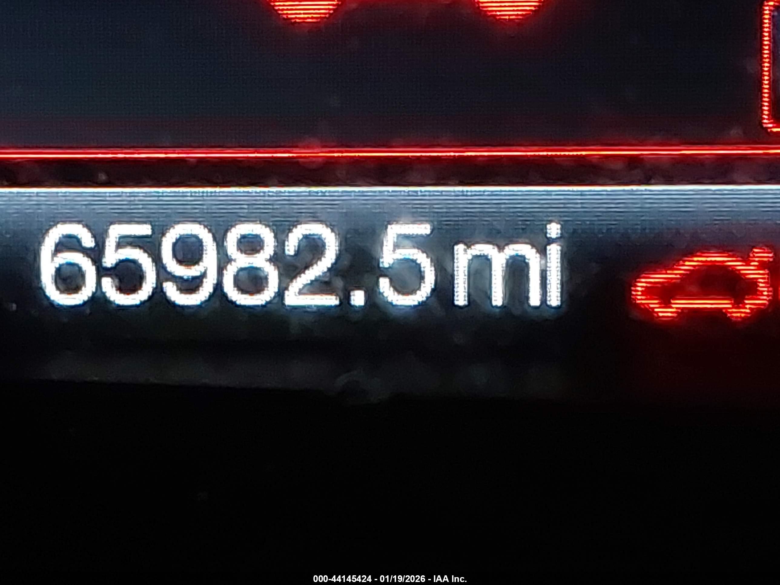 FORD FUSION image 7
