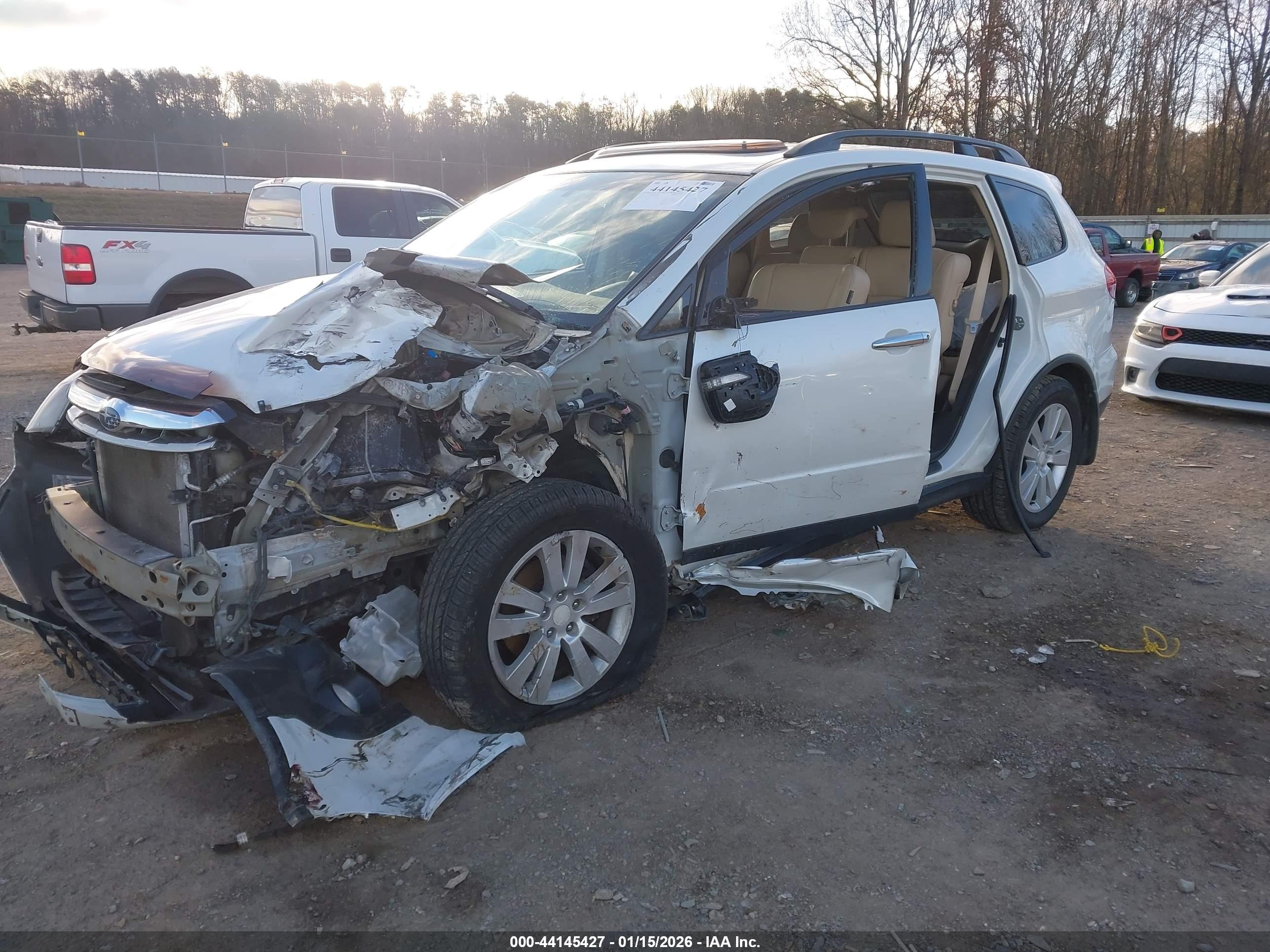 SUBARU TRIBECA image 2
