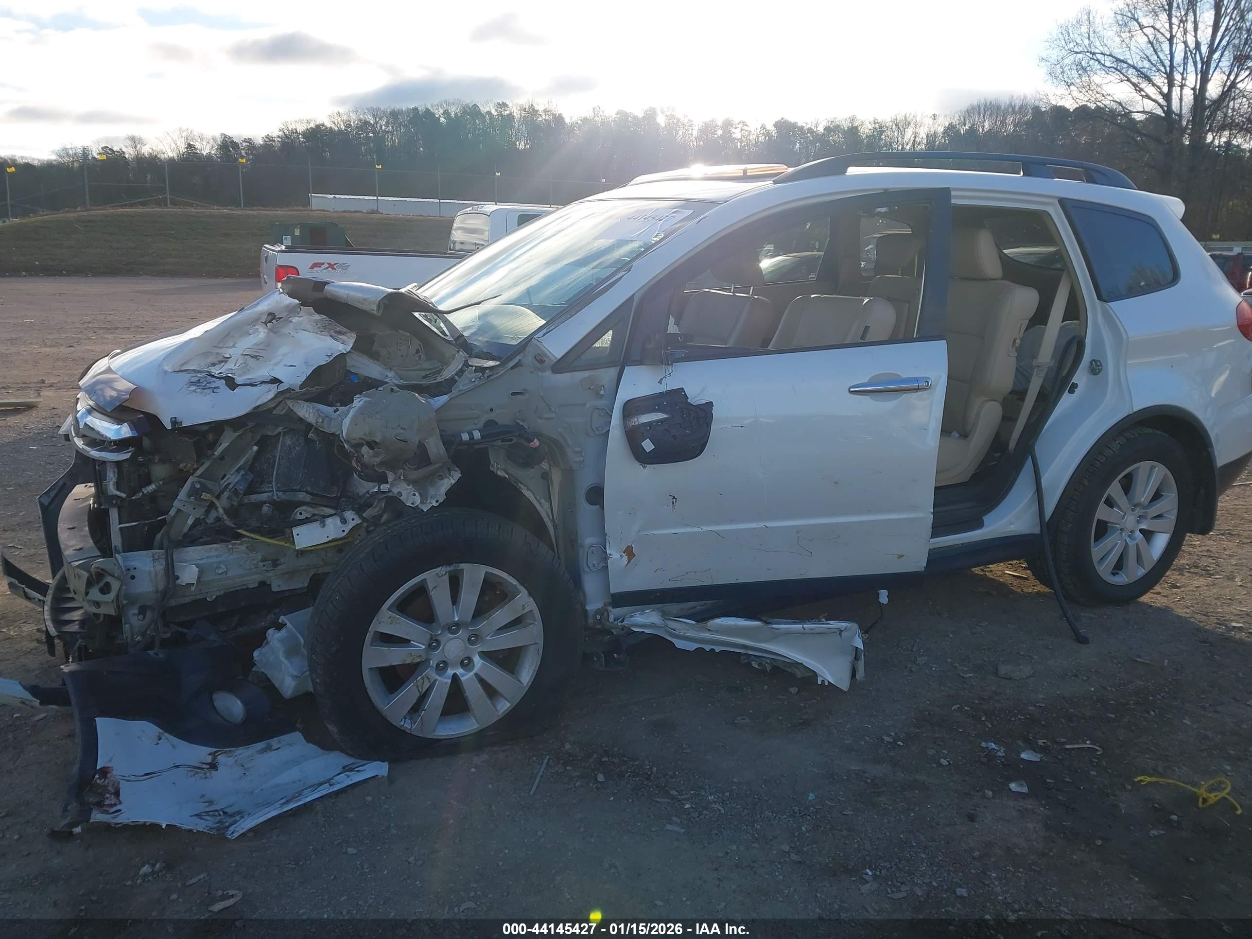 SUBARU TRIBECA image 6