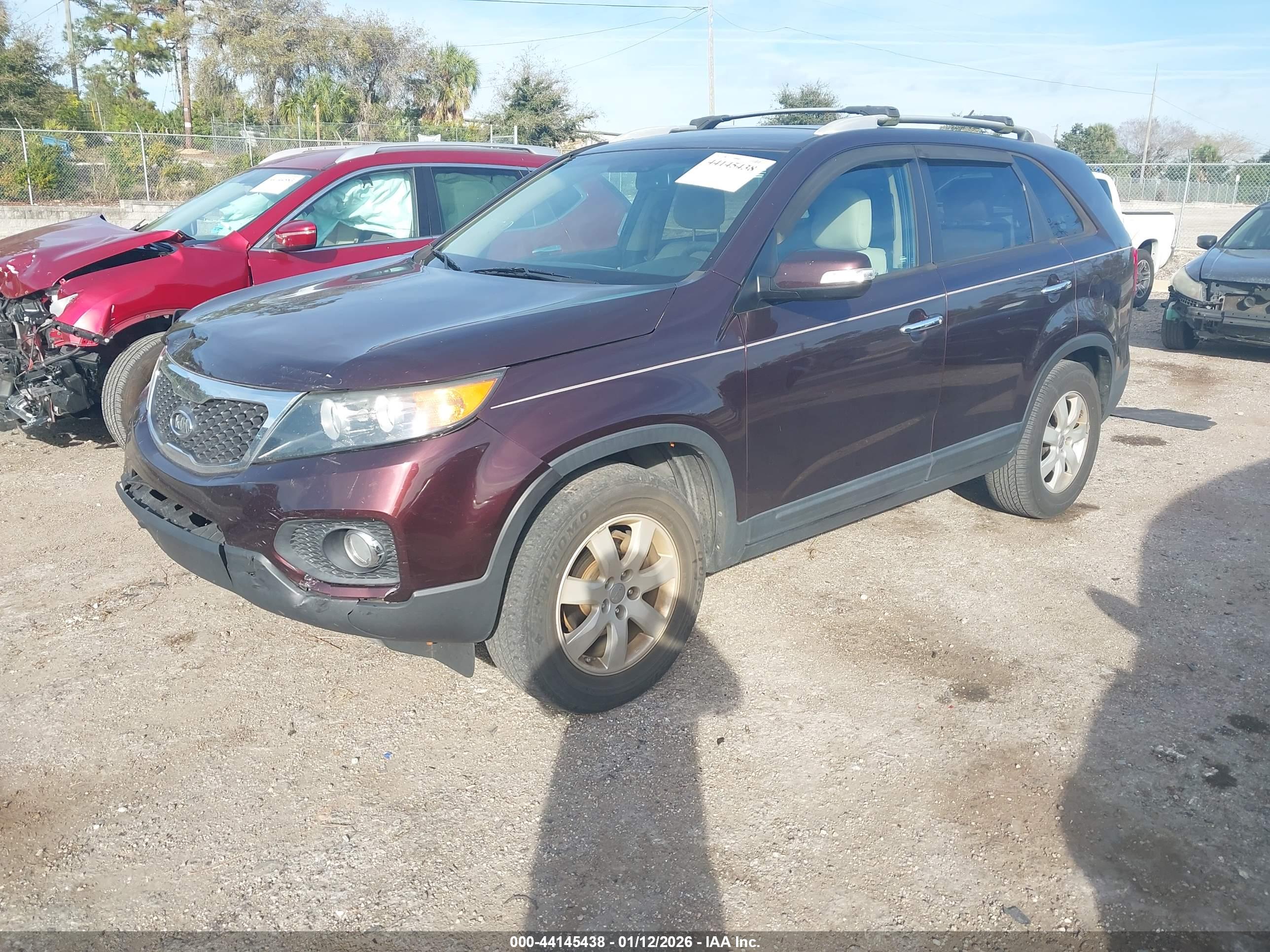 KIA SORENTO image 2