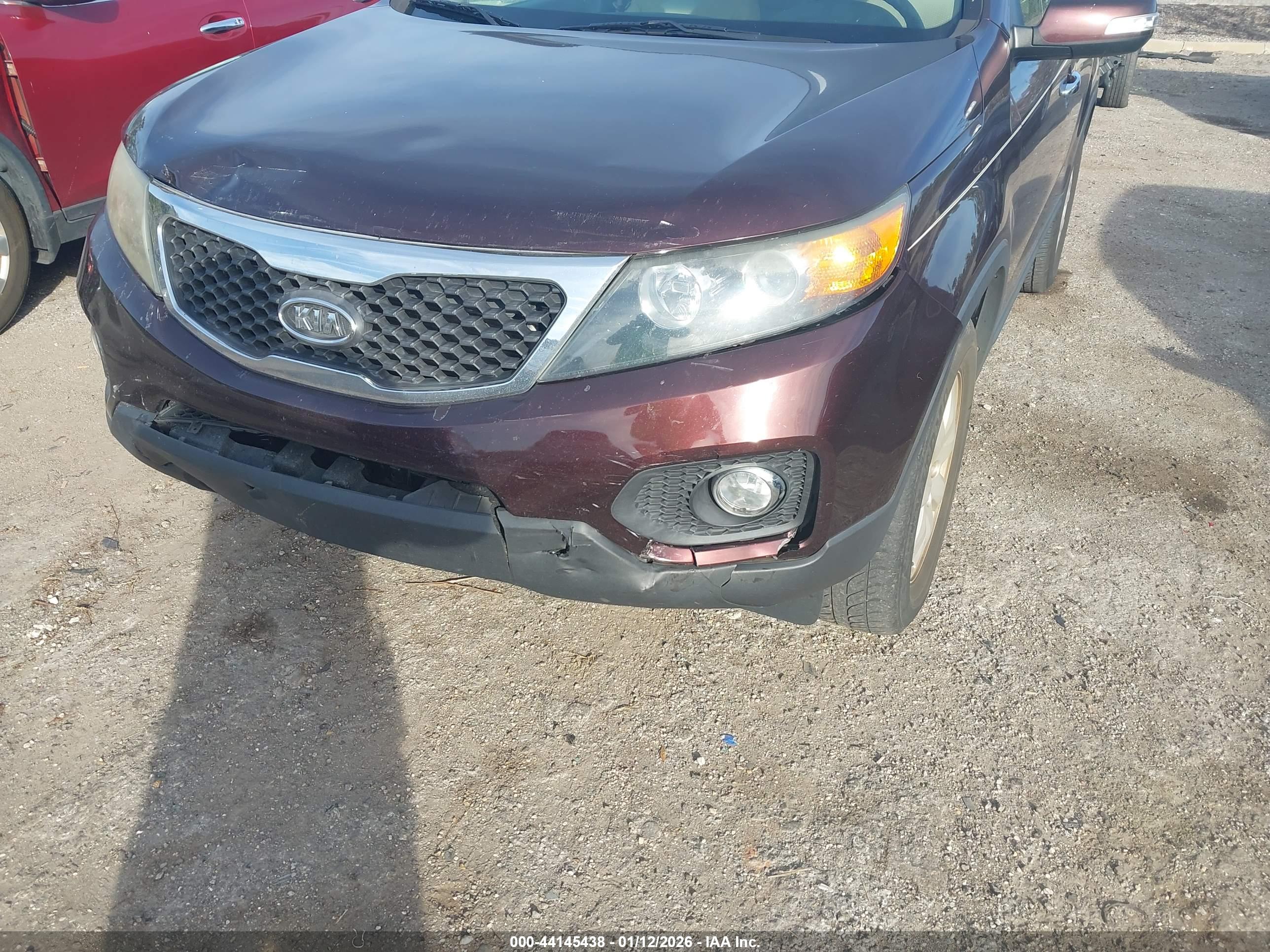 KIA SORENTO image 6