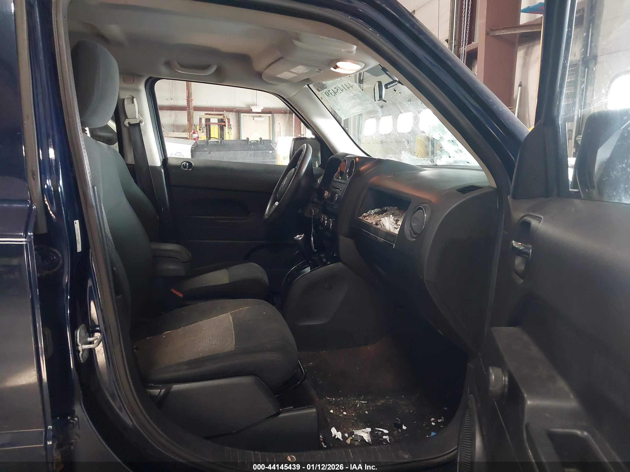 JEEP PATRIOT image 5