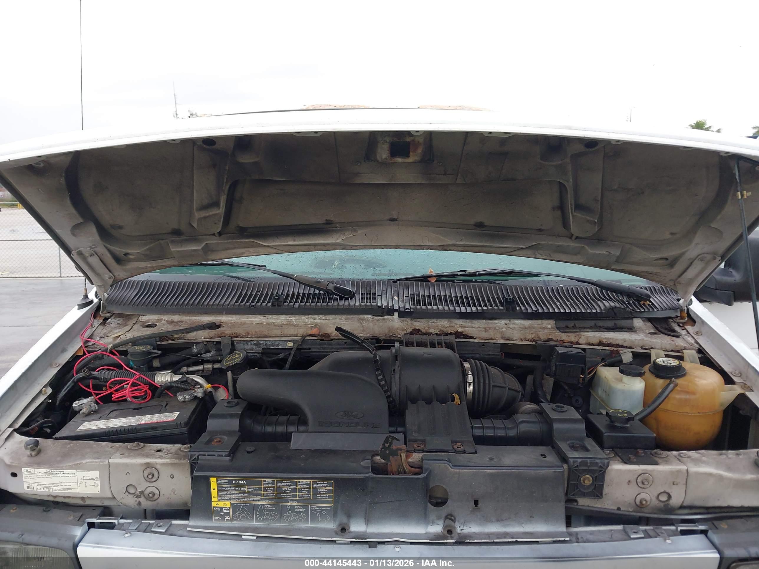 FORD E-250 image 10