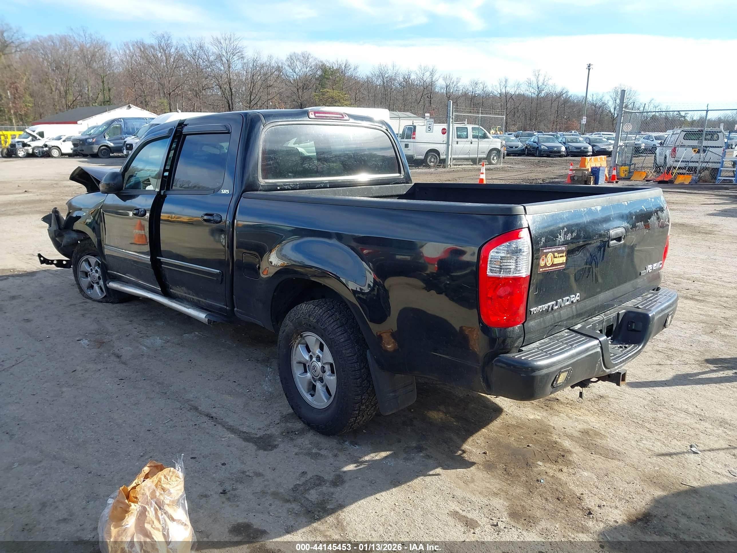 TOYOTA TUNDRA image 3