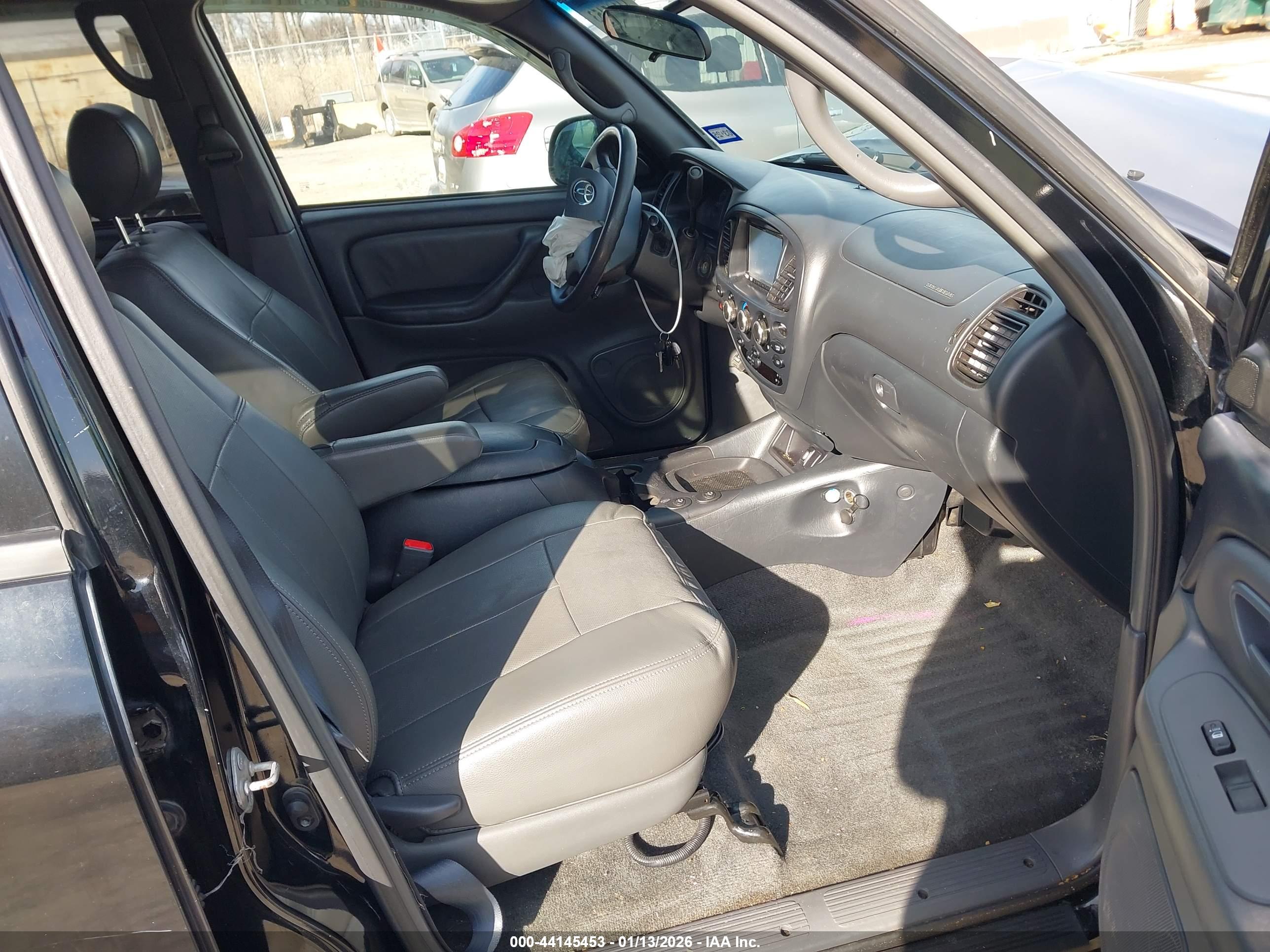 TOYOTA TUNDRA image 5