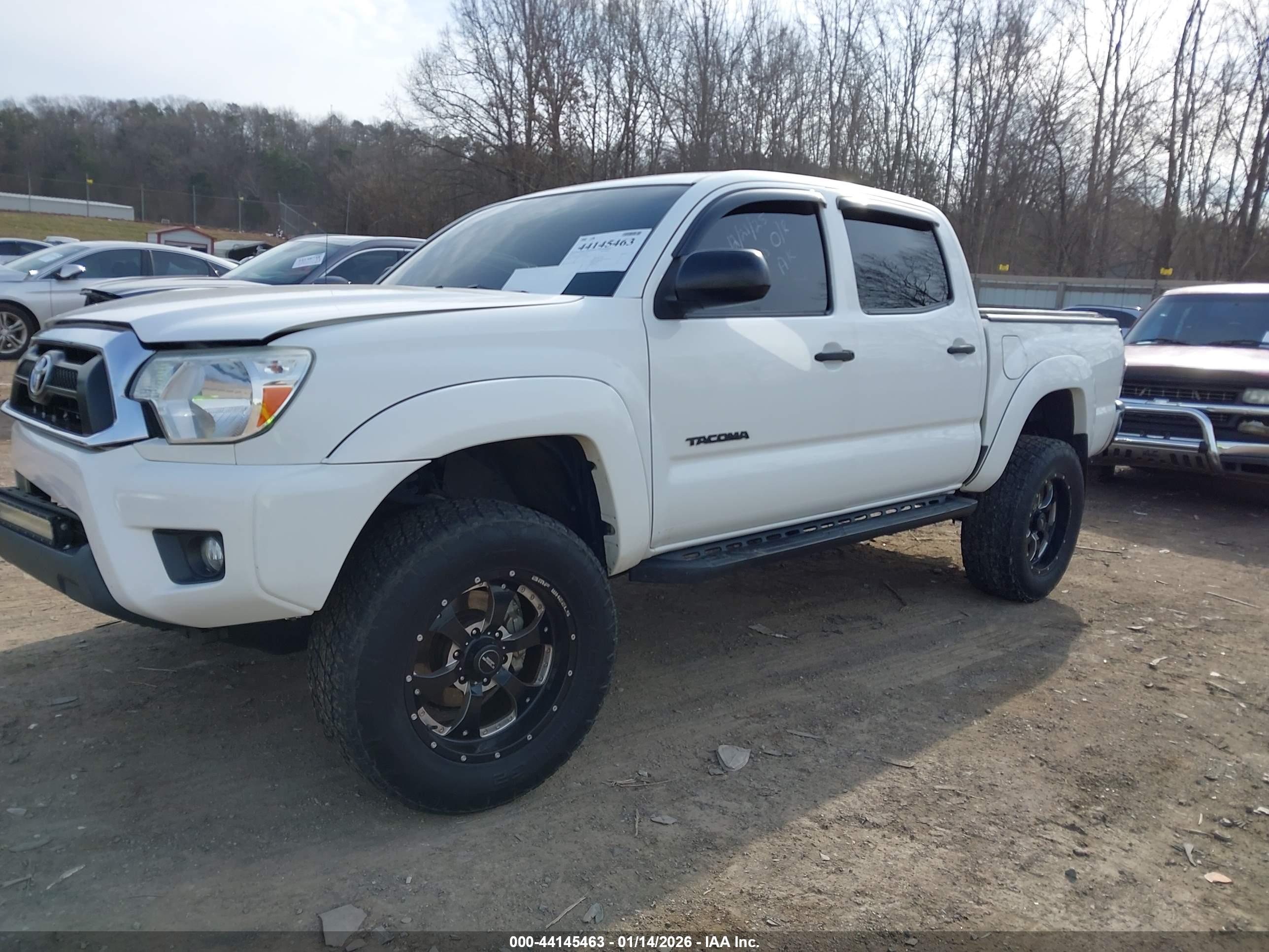TOYOTA TACOMA image 2
