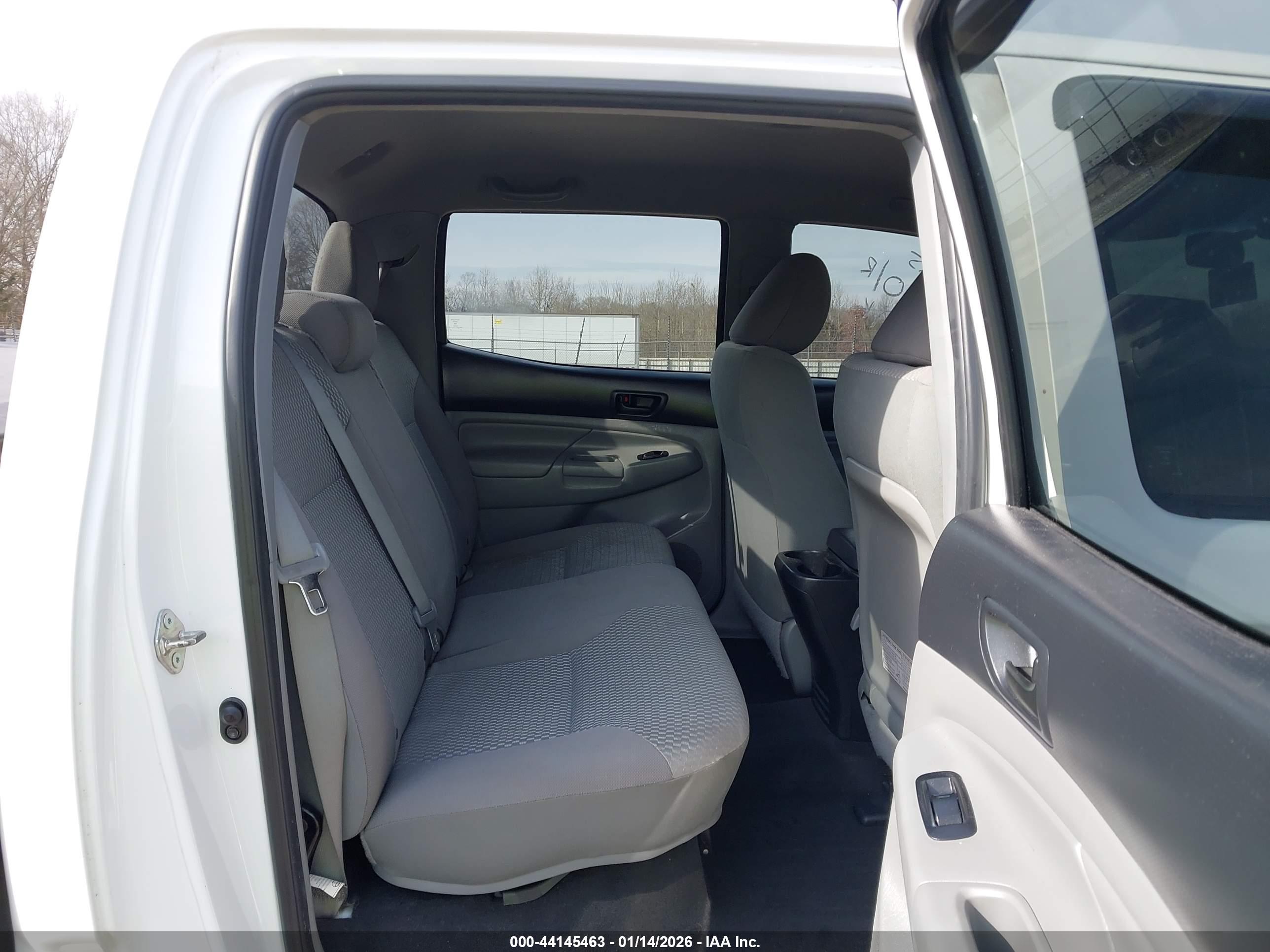 TOYOTA TACOMA image 8