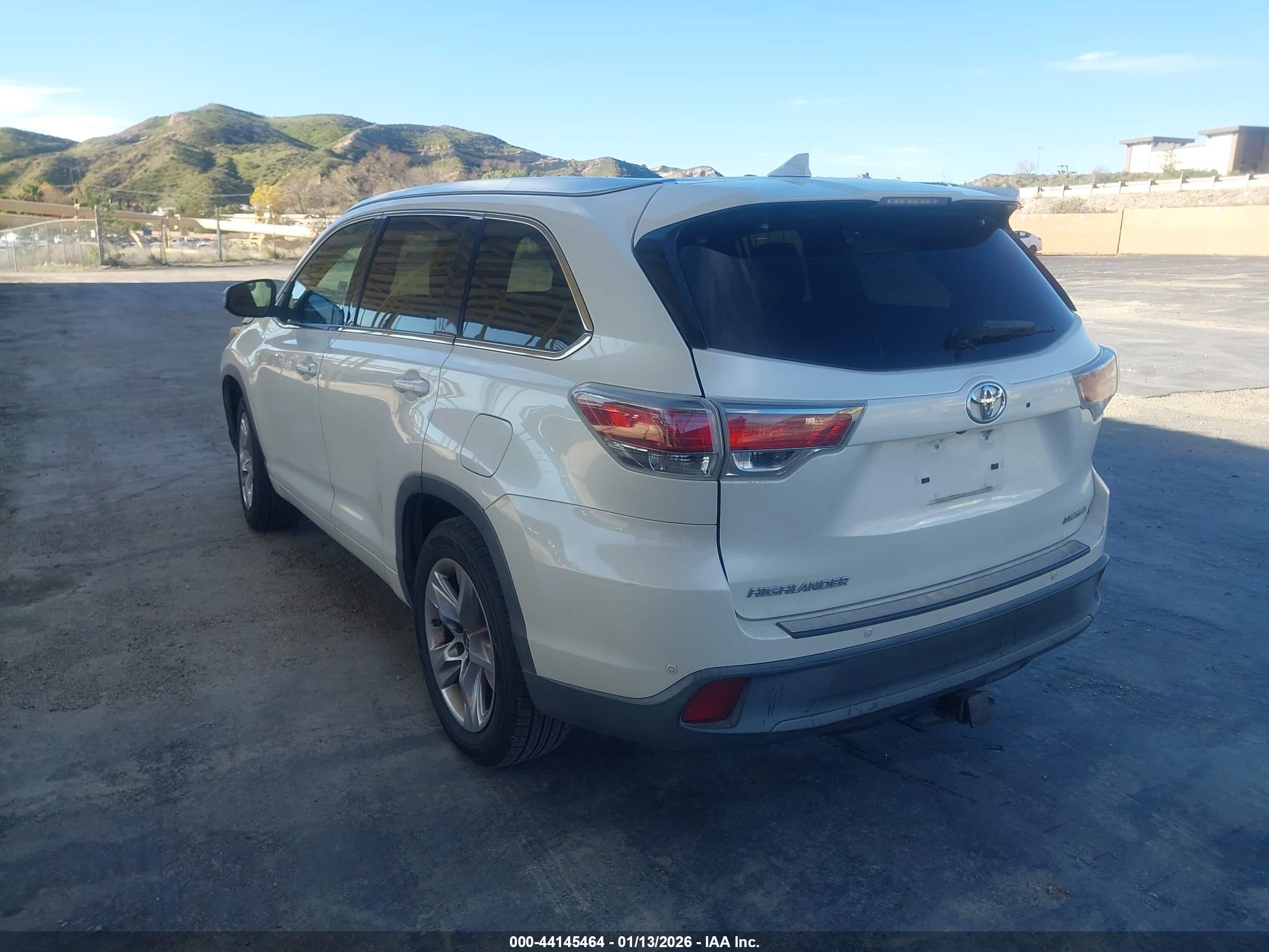 TOYOTA HIGHLANDER image 3