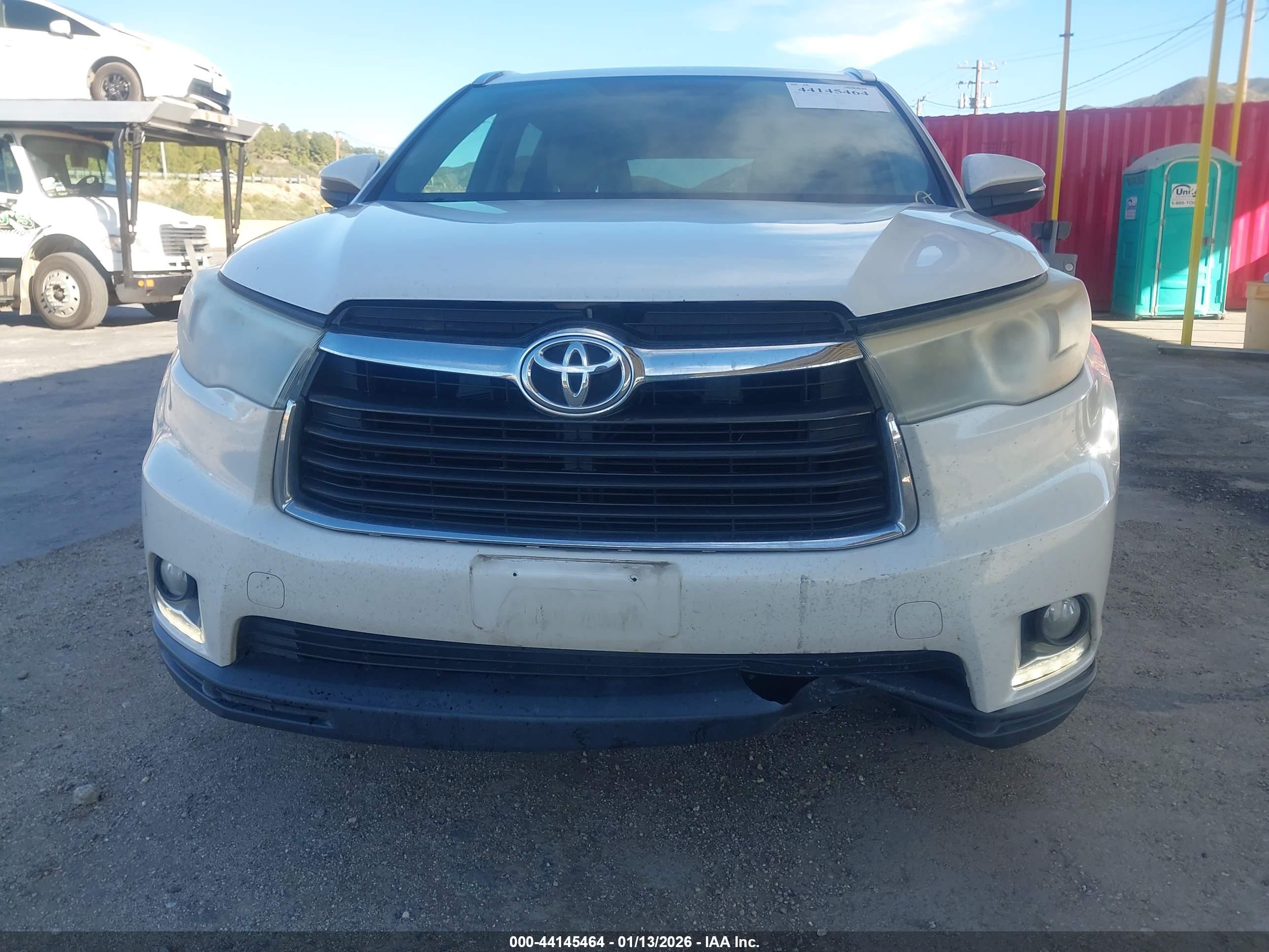 TOYOTA HIGHLANDER image 6