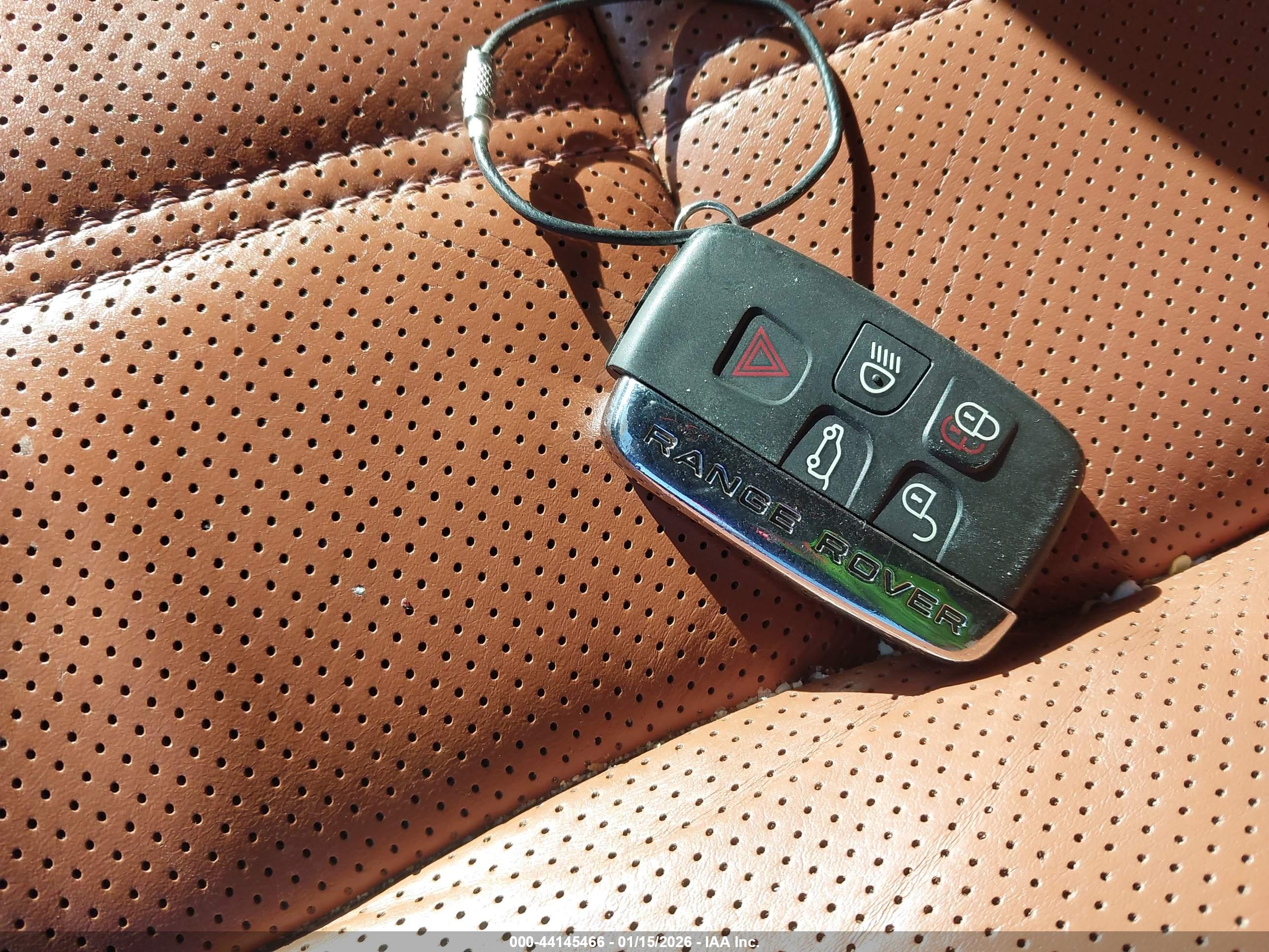 LAND ROVER image 11