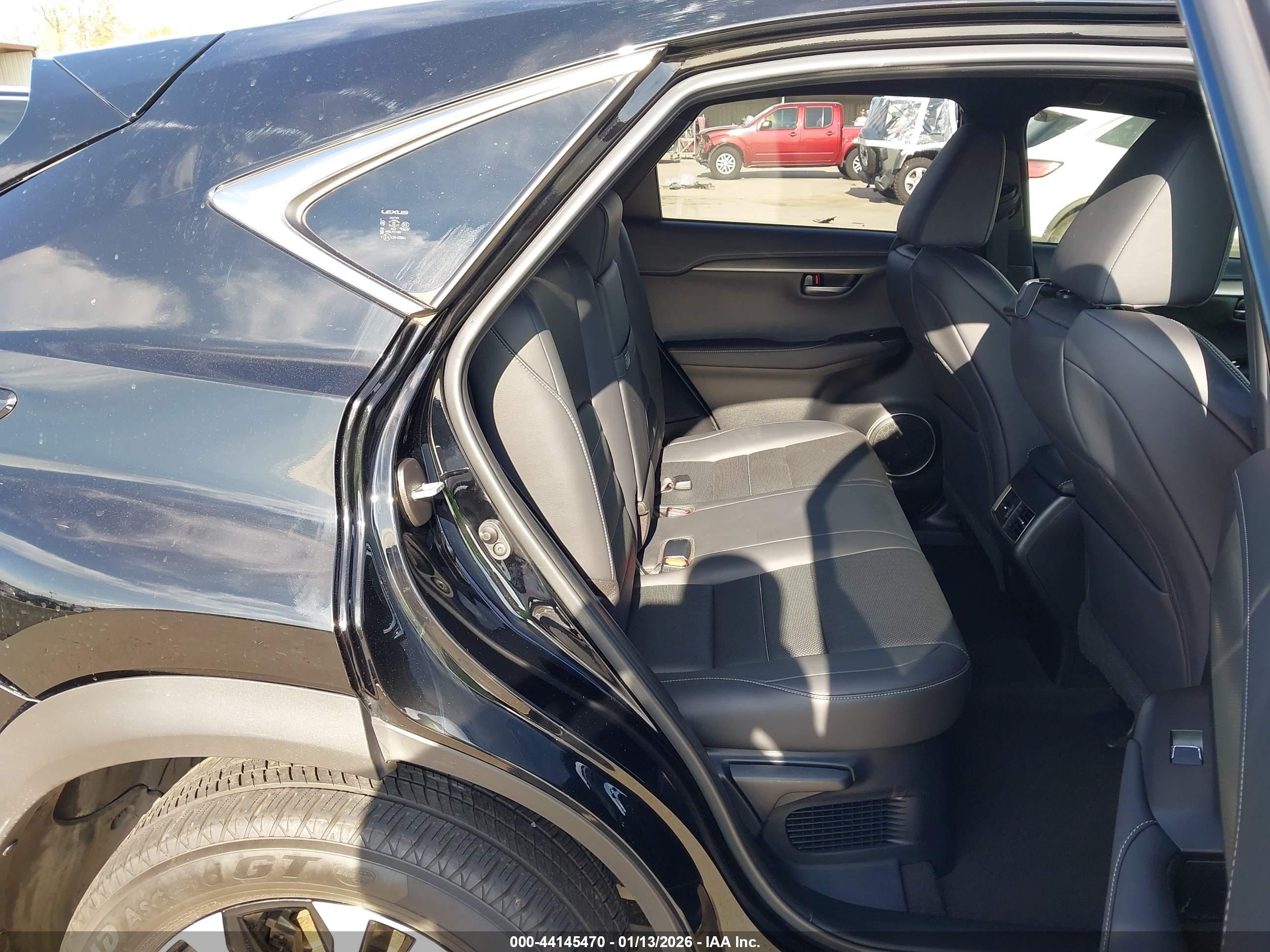 LEXUS NX image 8