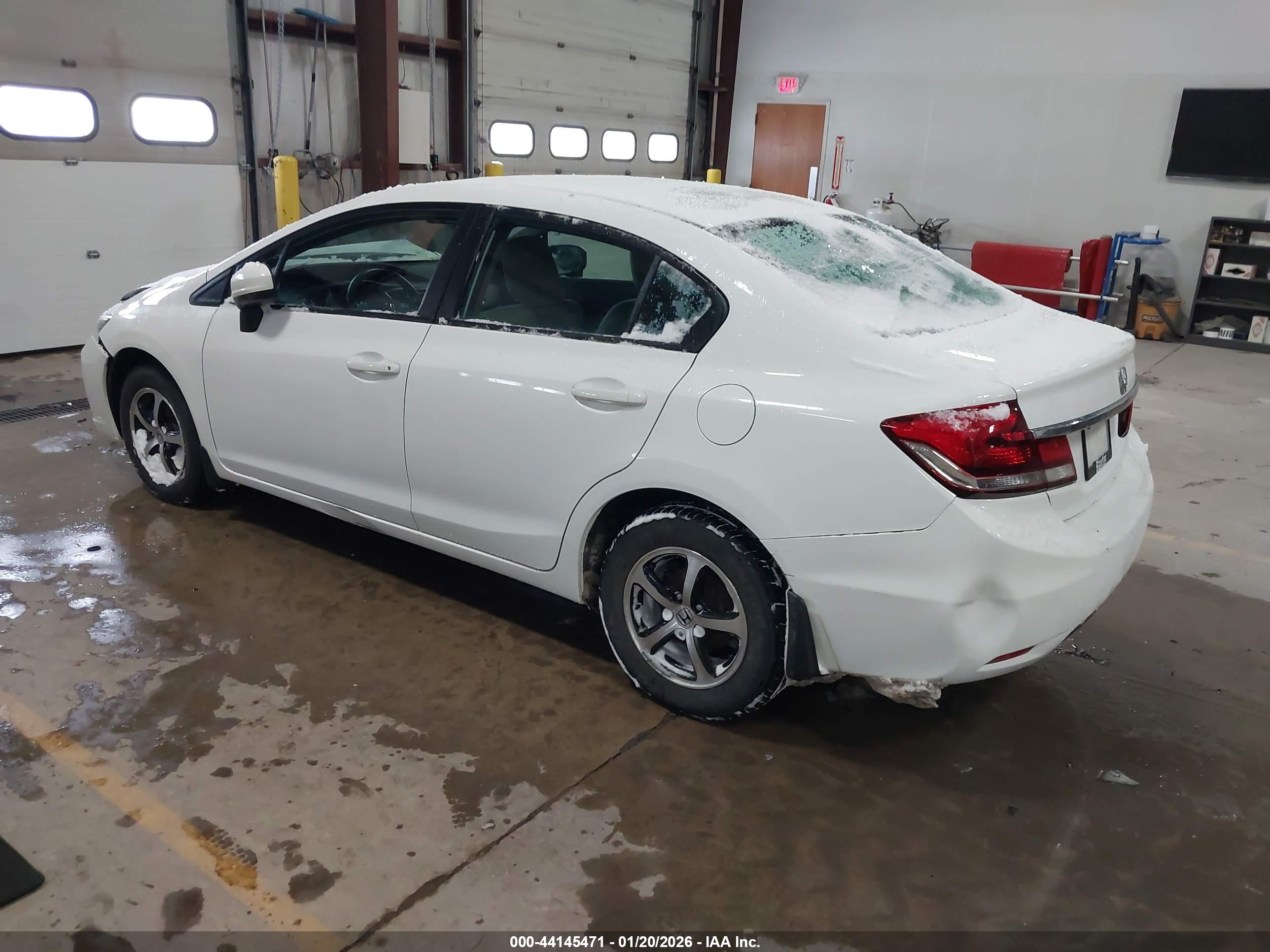 HONDA CIVIC image 3