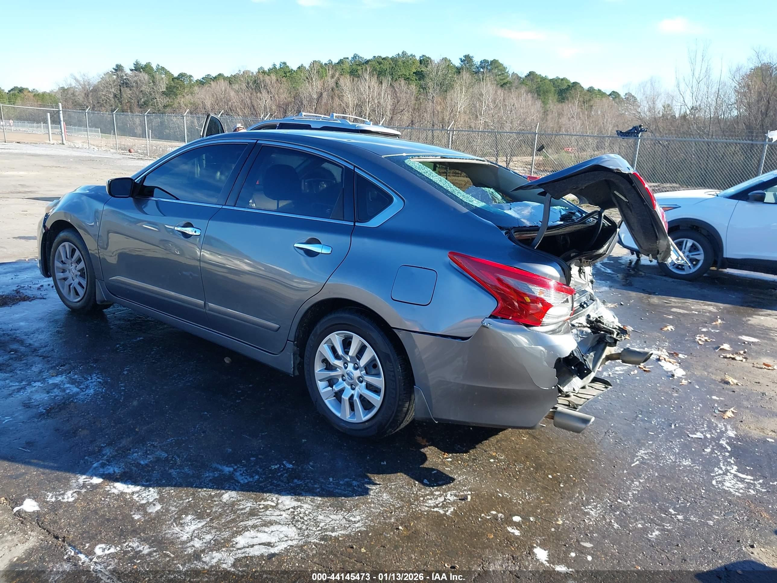 NISSAN ALTIMA image 3