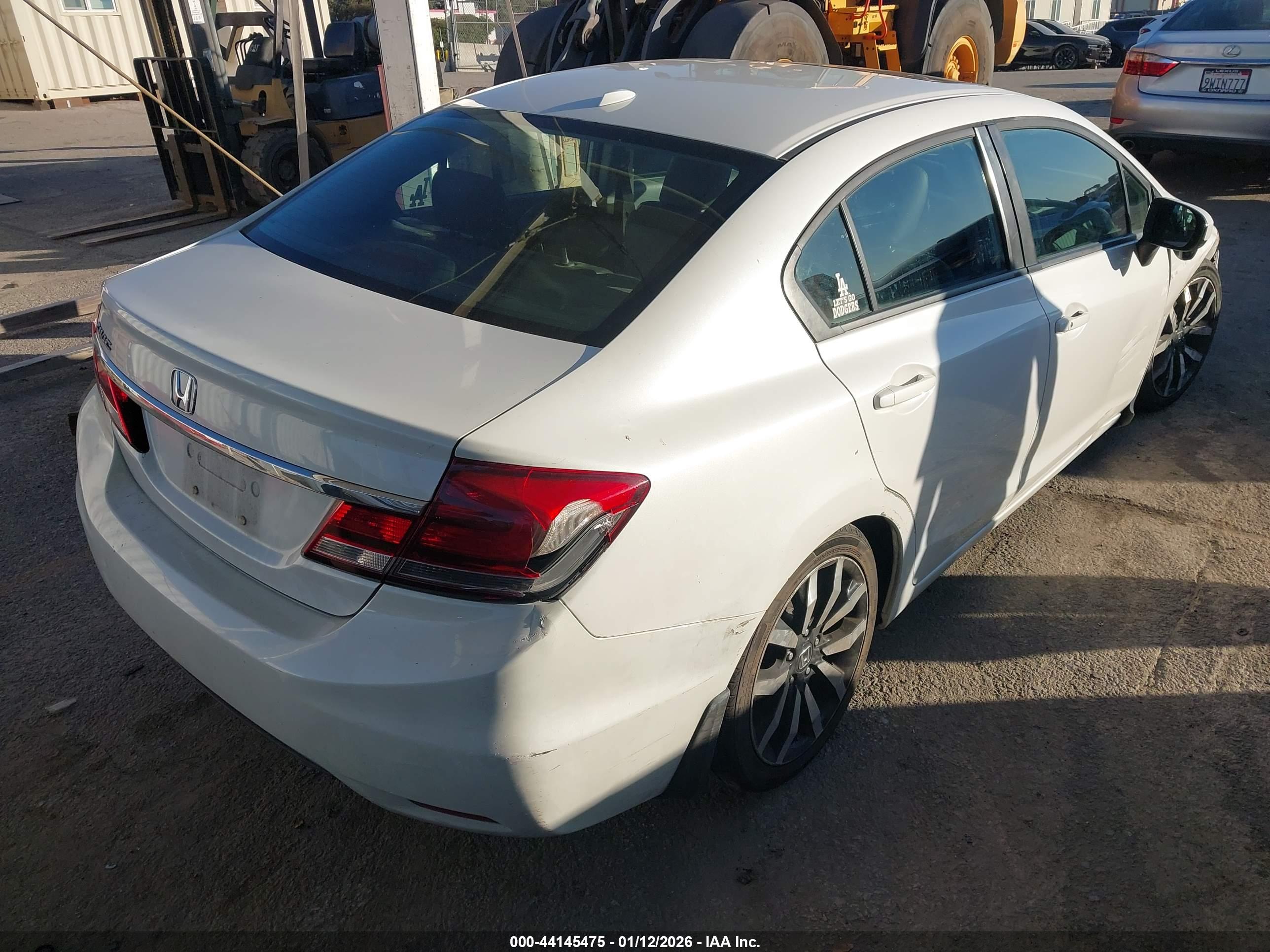 HONDA CIVIC image 4