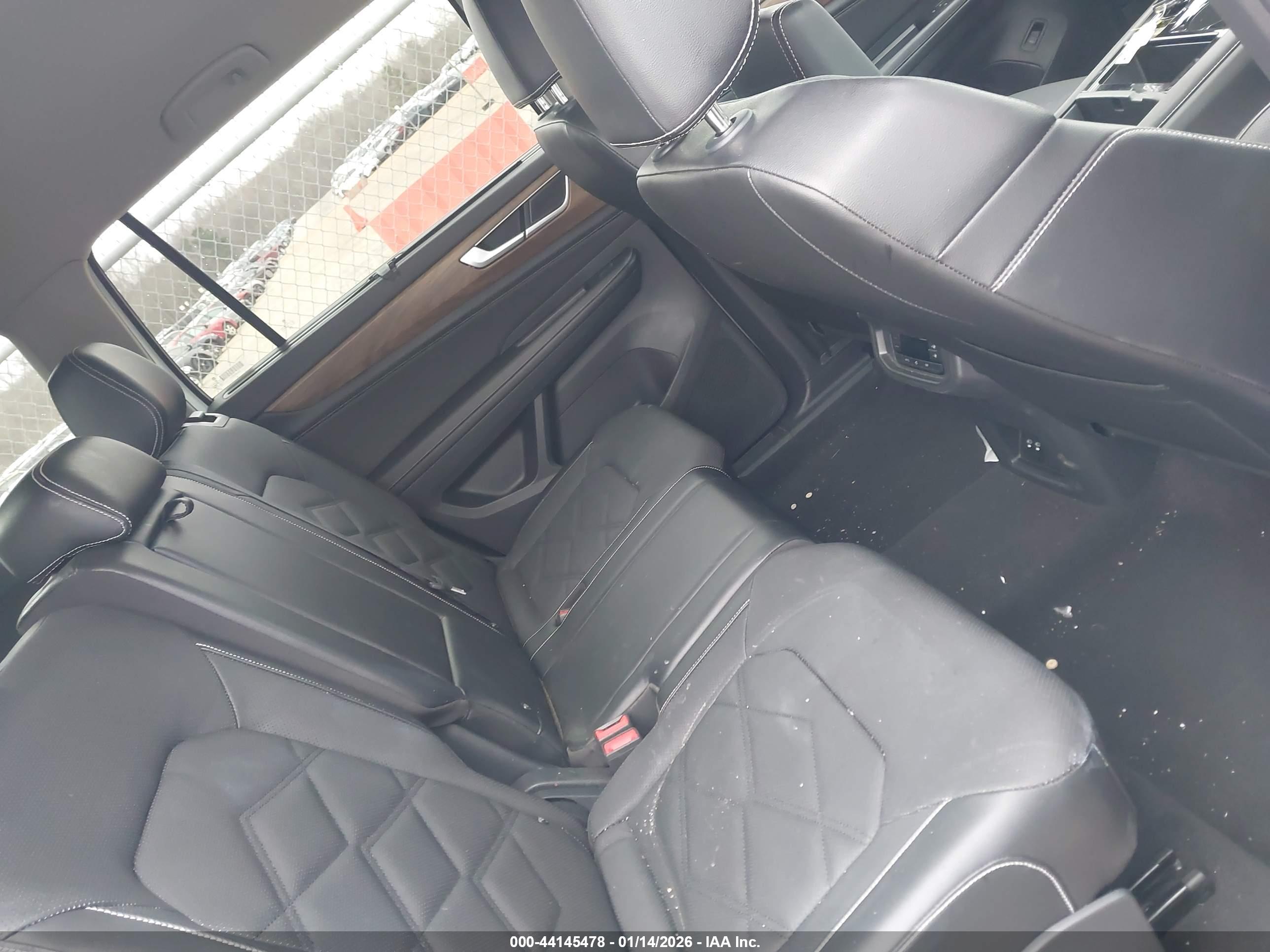 VOLKSWAGEN ATLAS image 8