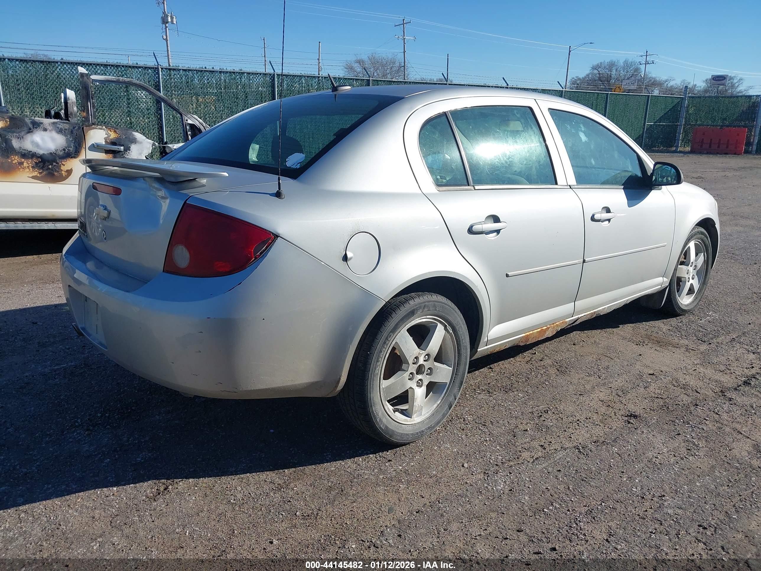 CHEVROLET COBALT image 4