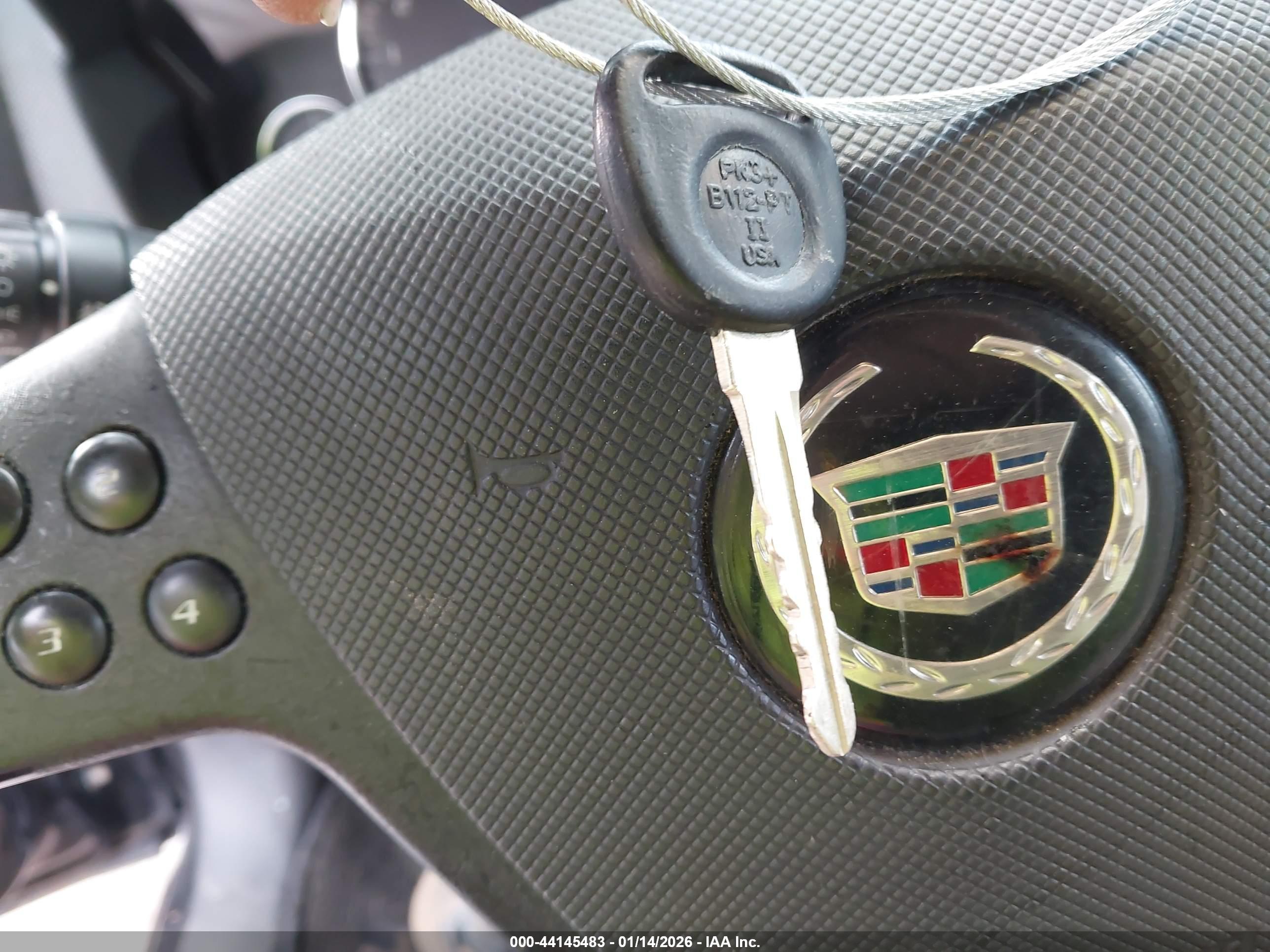 CADILLAC CTS image 11