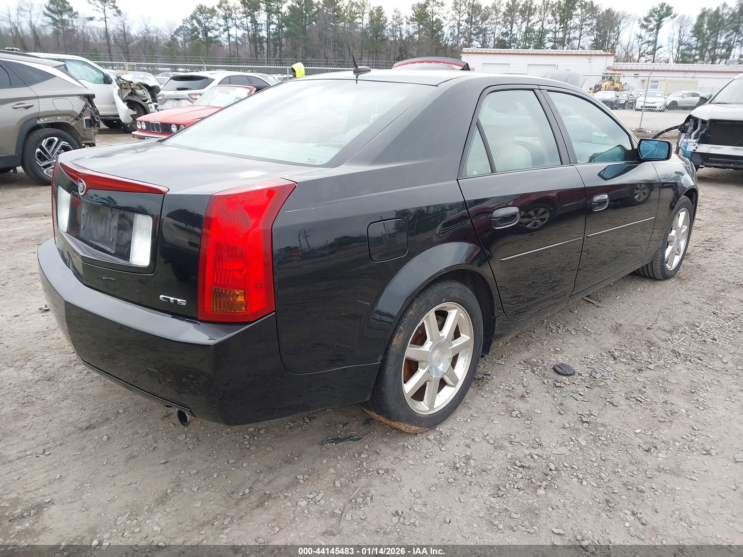 CADILLAC CTS image 4