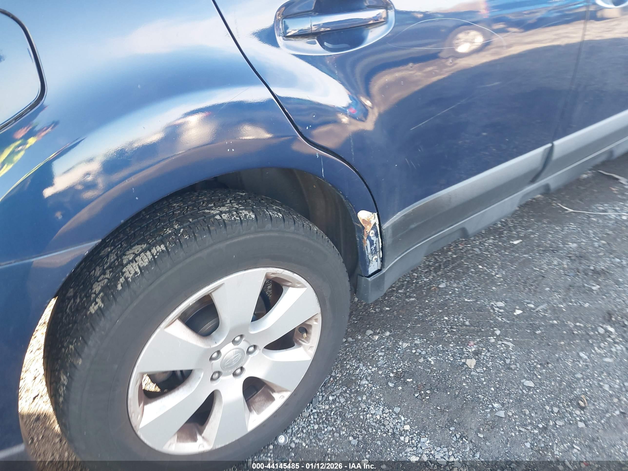 SUBARU OUTBACK image 6