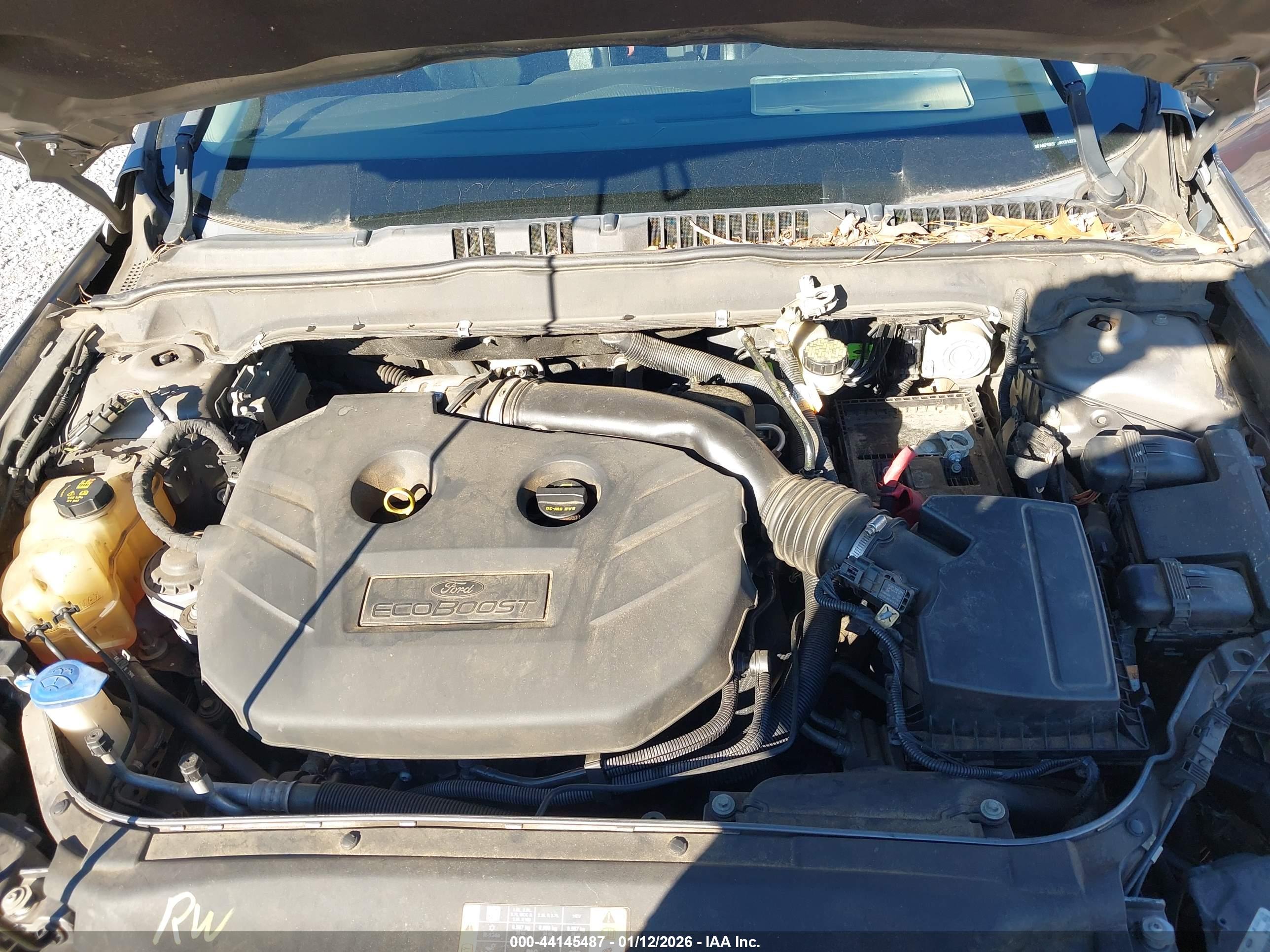 FORD FUSION image 10
