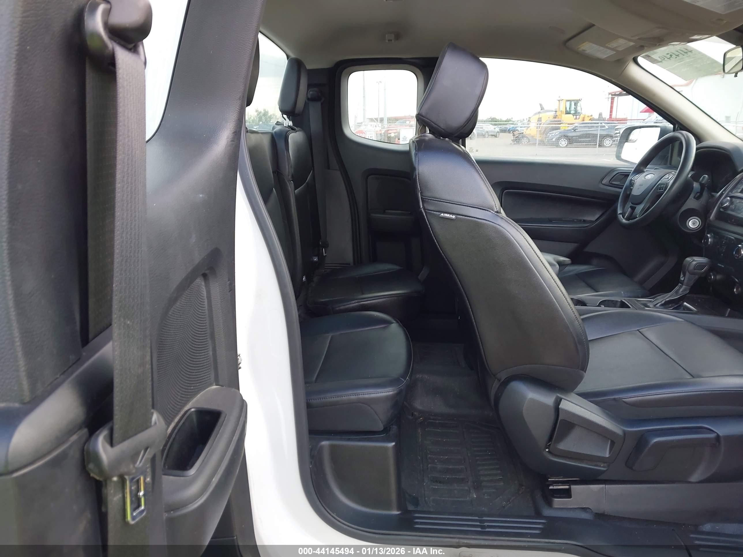 FORD RANGER image 8