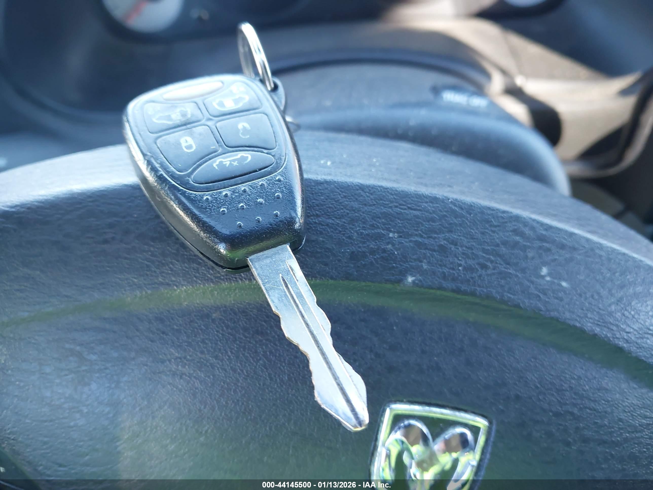 DODGE GRAND image 11