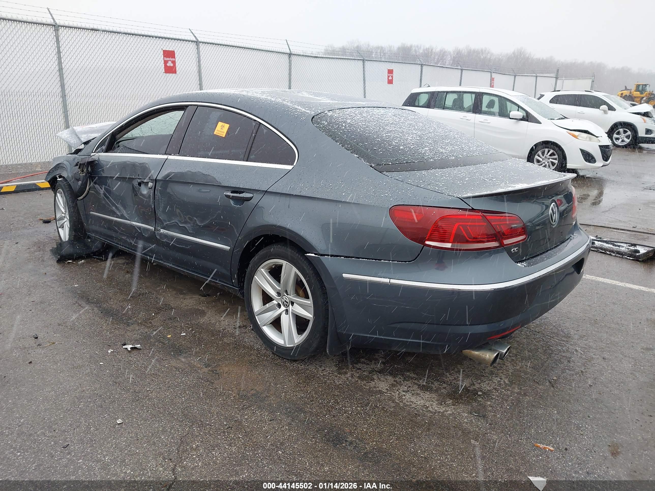 VOLKSWAGEN CC image 3