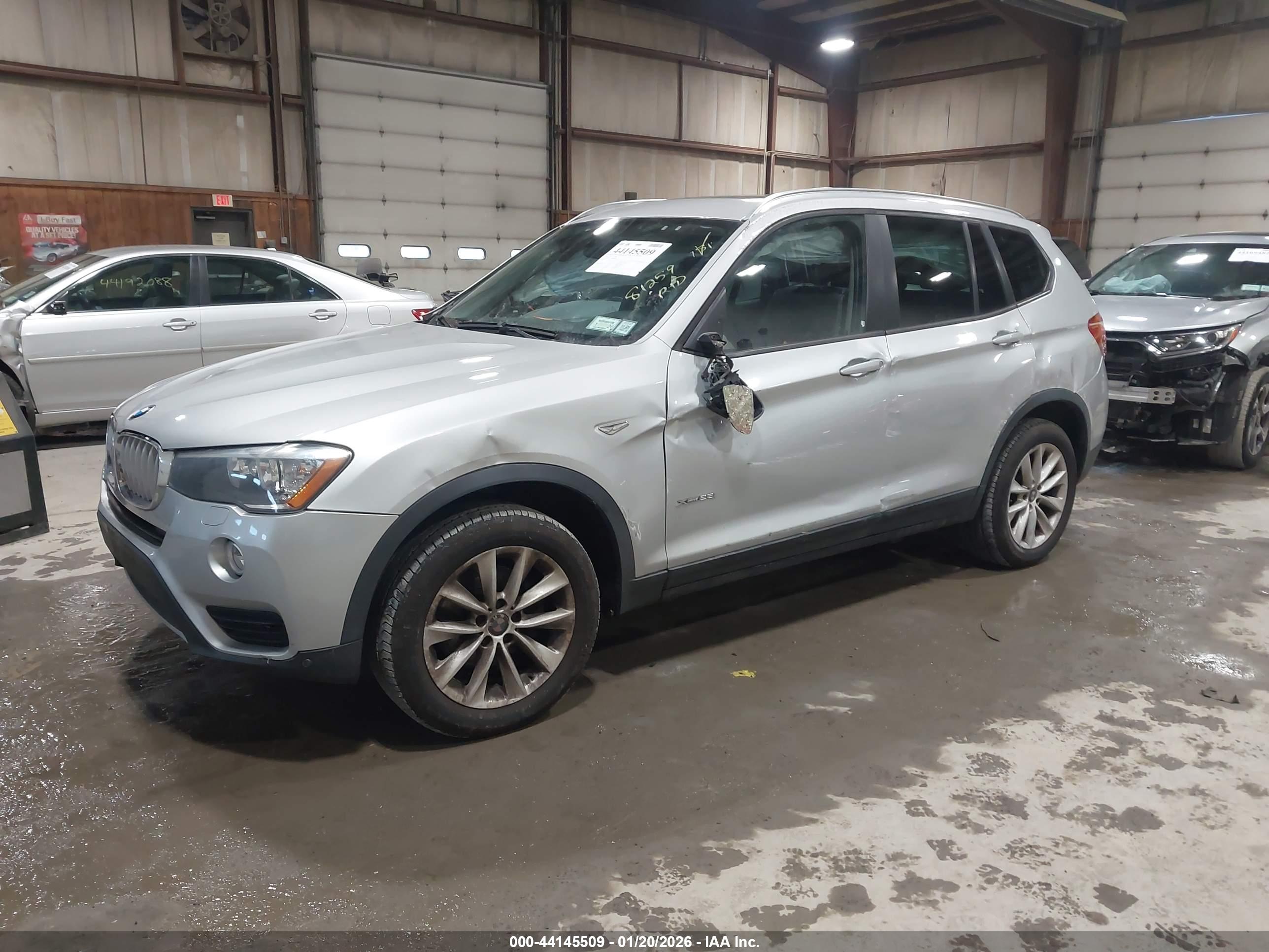 BMW X3 image 2