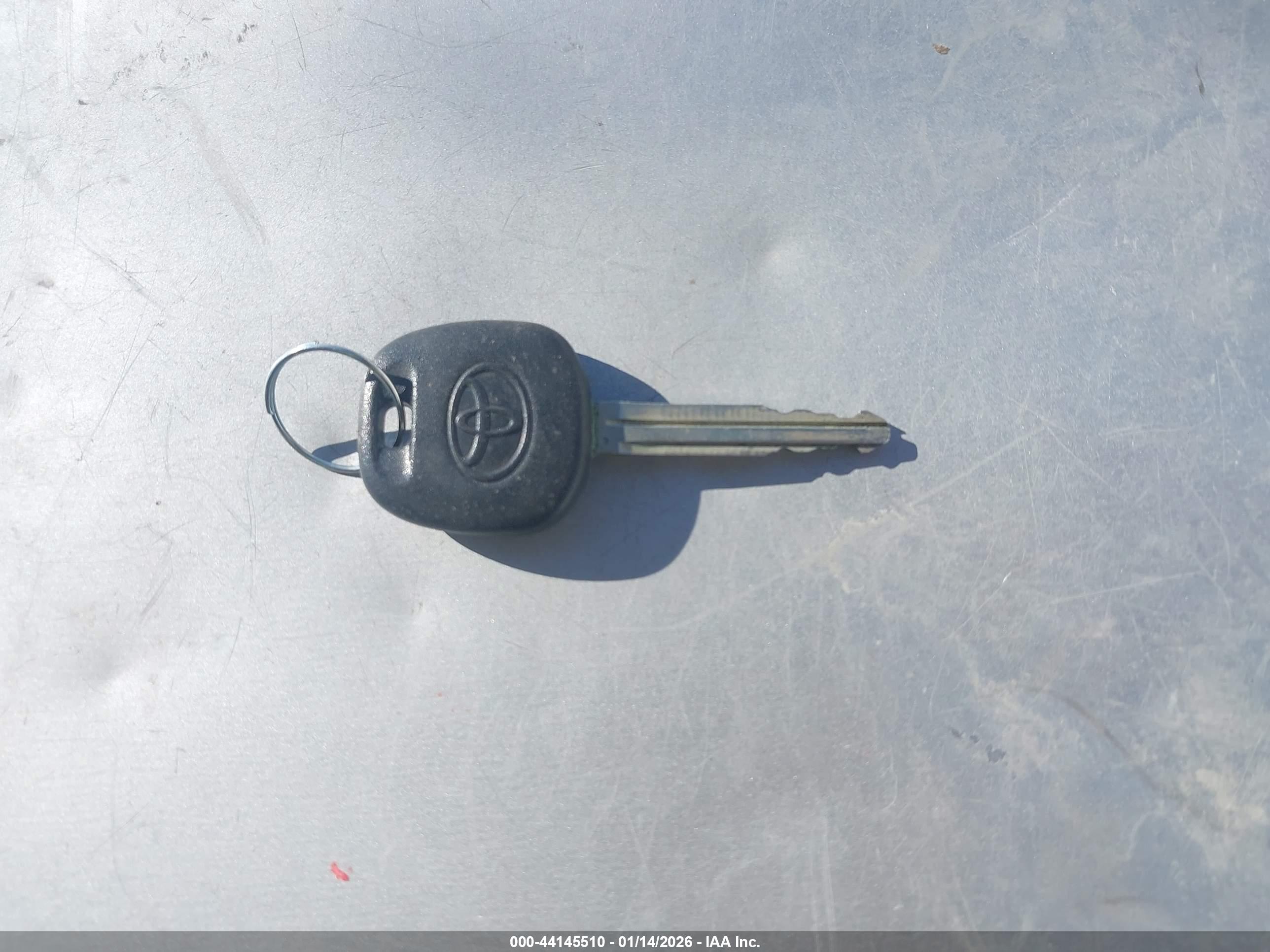 TOYOTA COROLLA image 11