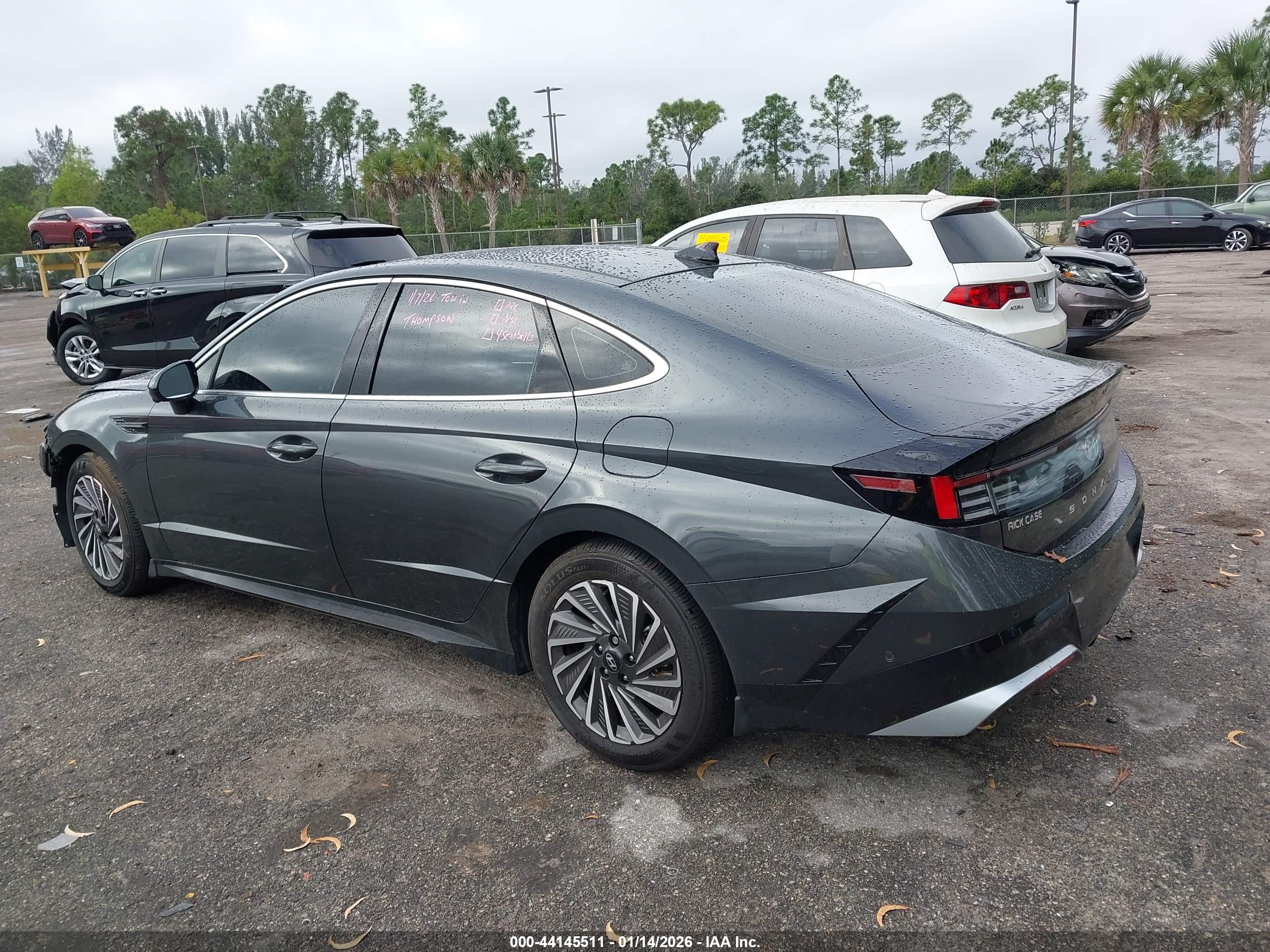 HYUNDAI SONATA image 3