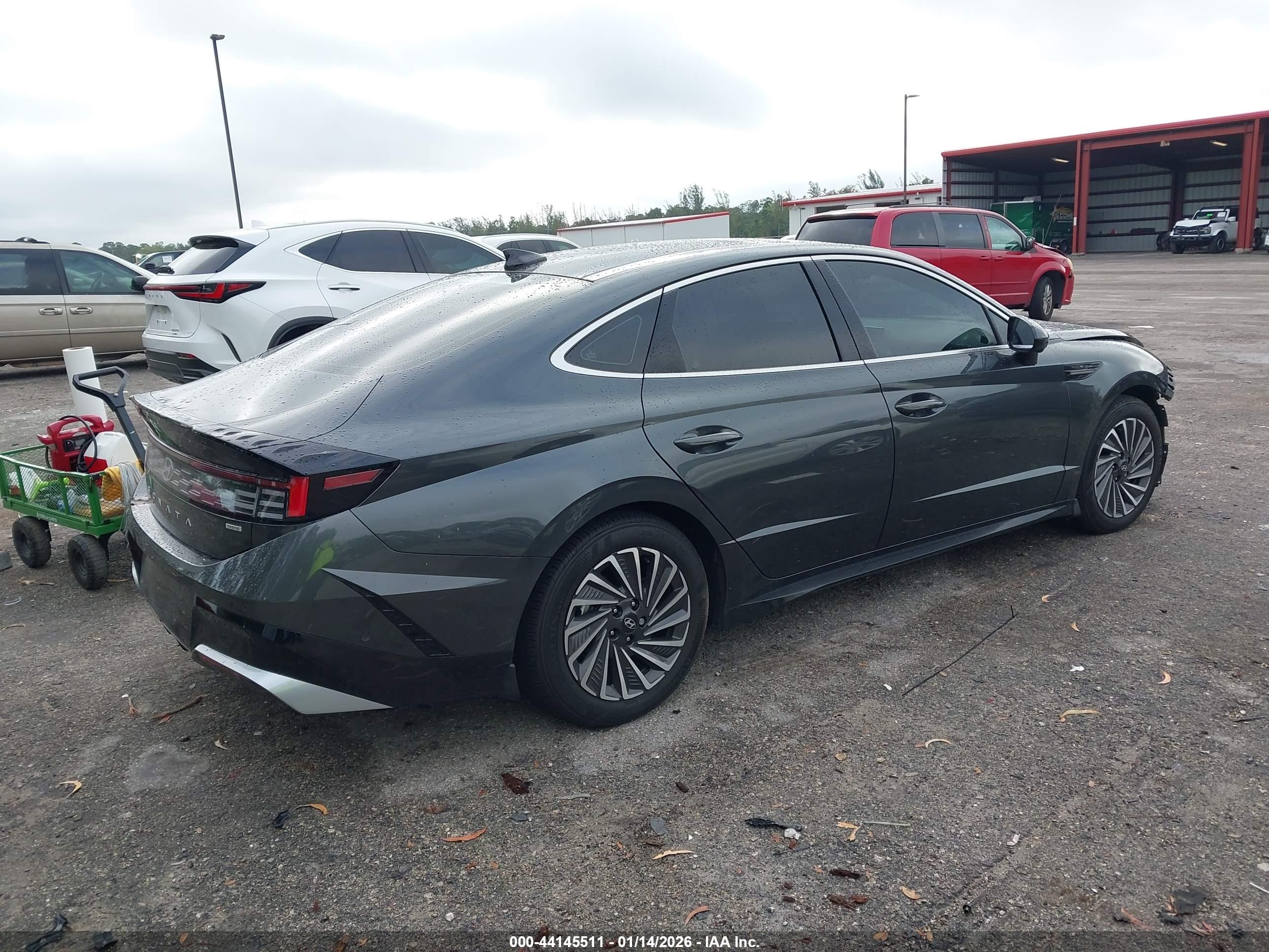 HYUNDAI SONATA image 4