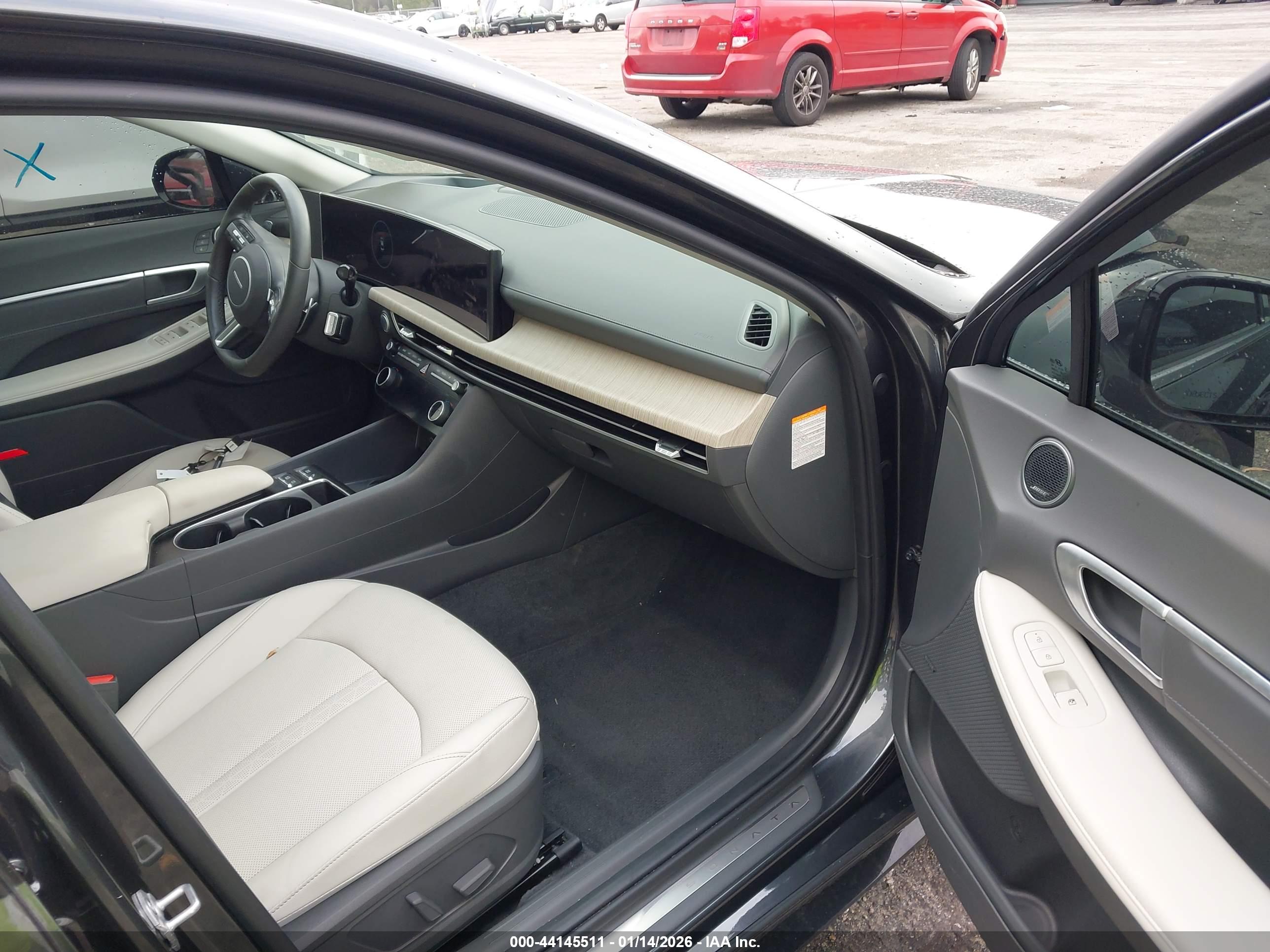 HYUNDAI SONATA image 5