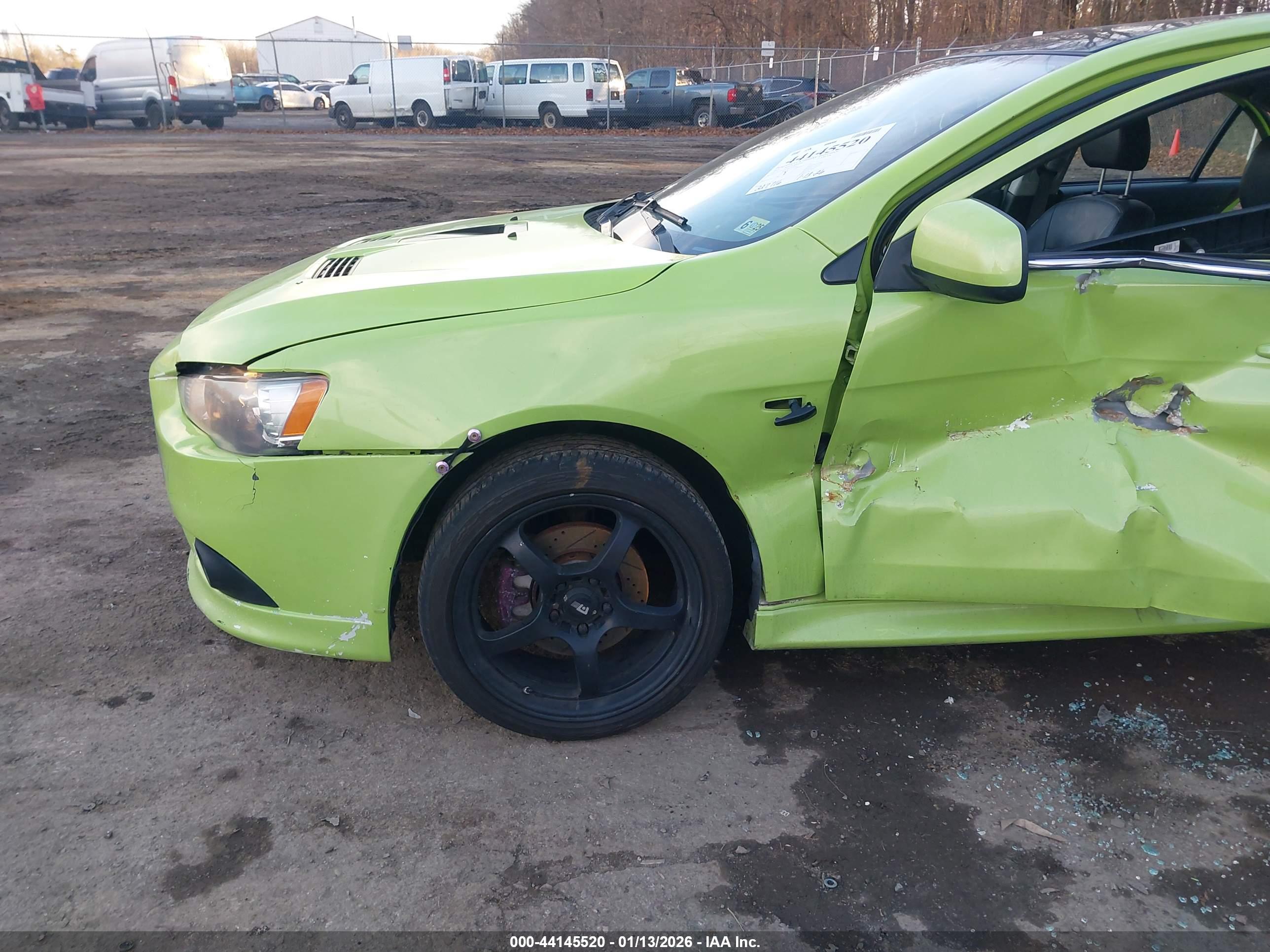 MITSUBISHI LANCER image 6