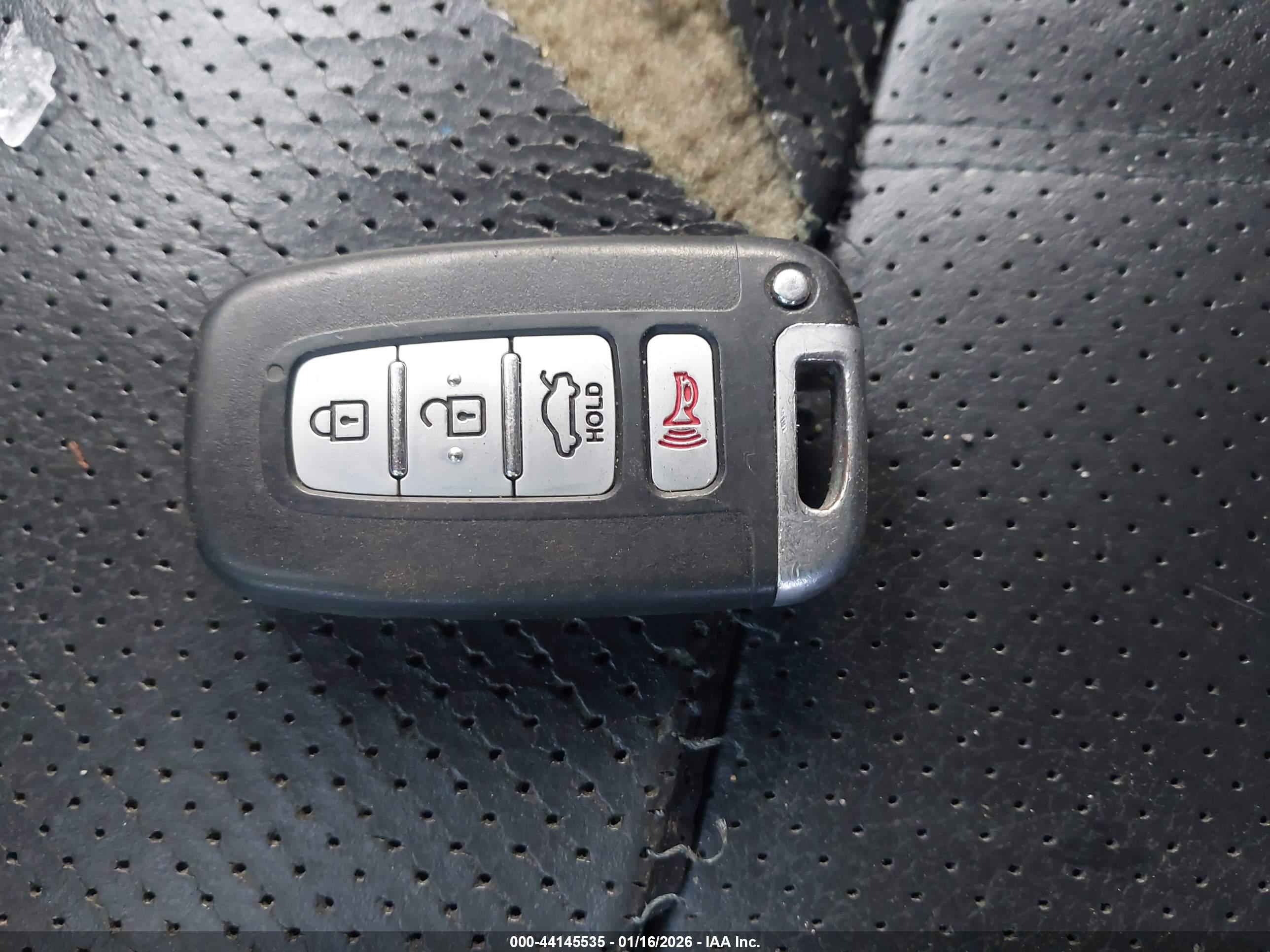 KIA SORENTO image 11