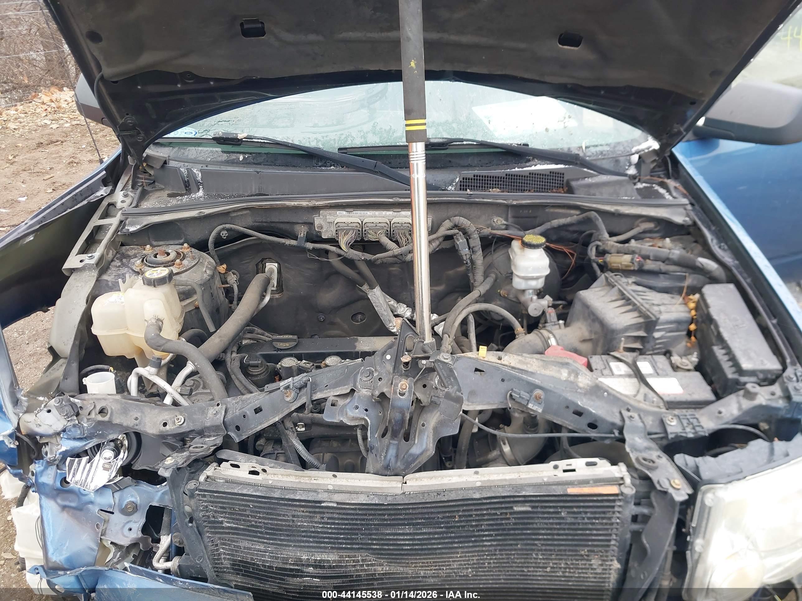 FORD ESCAPE image 10