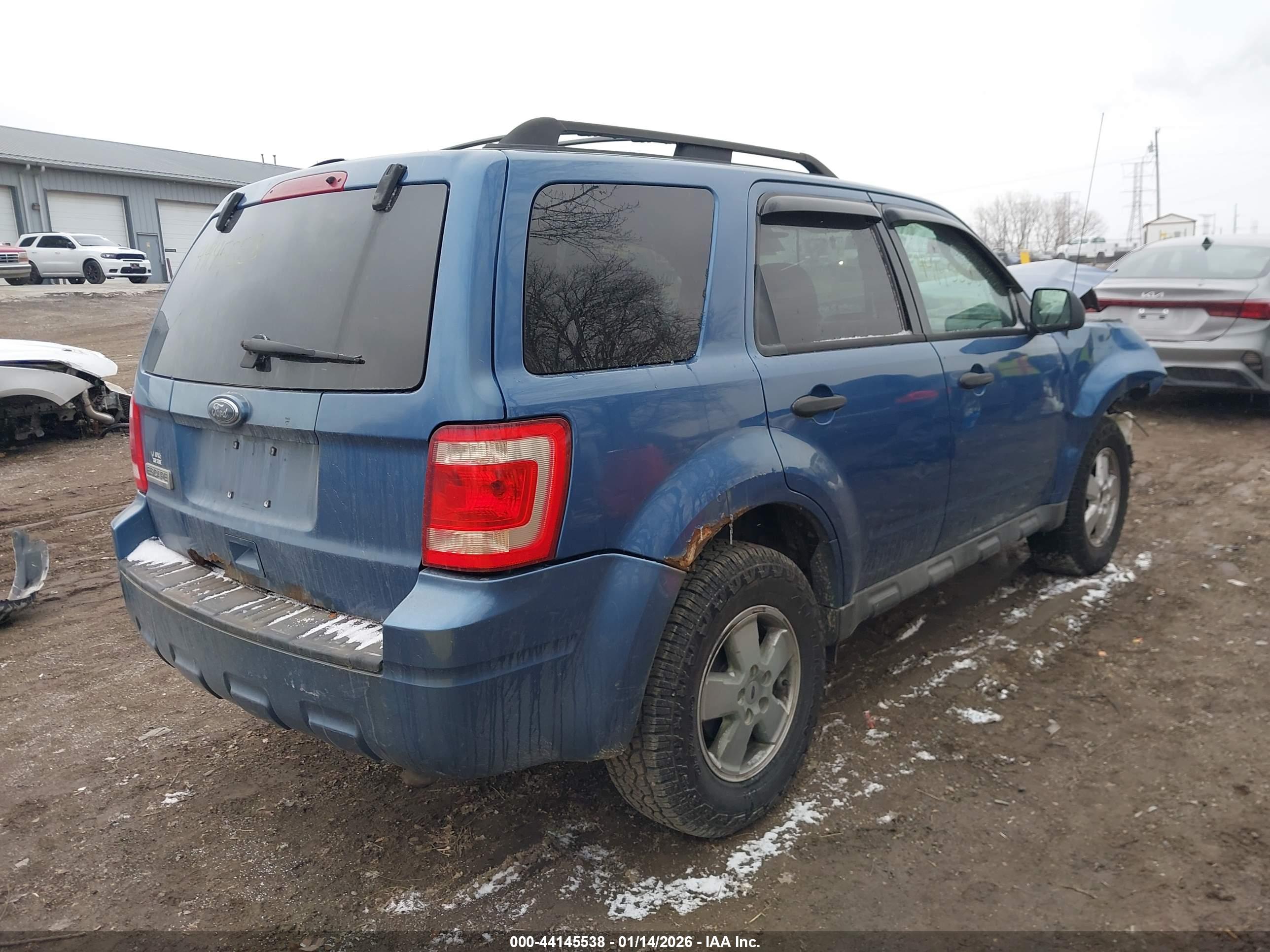 FORD ESCAPE image 4