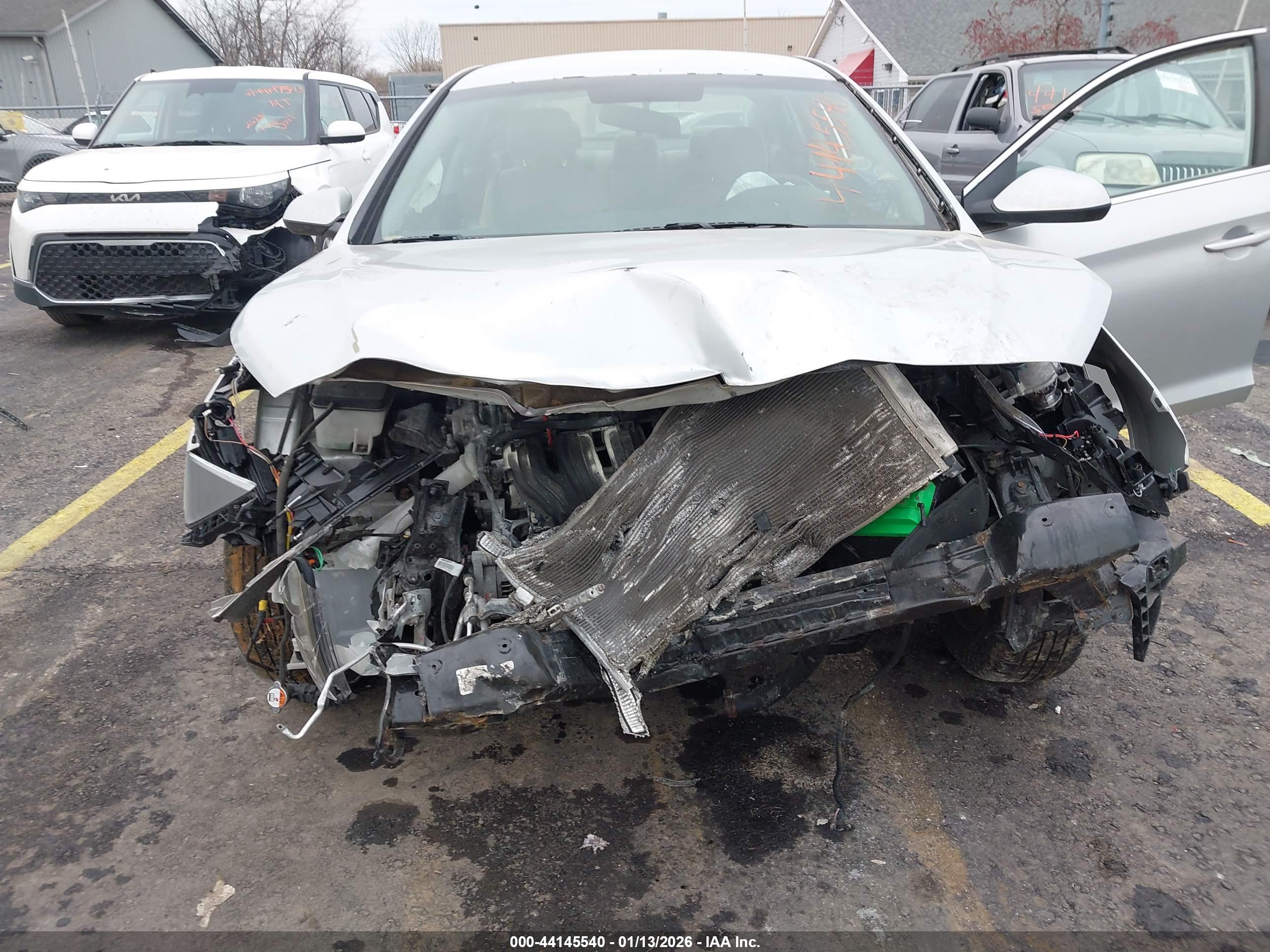 HYUNDAI SONATA image 6