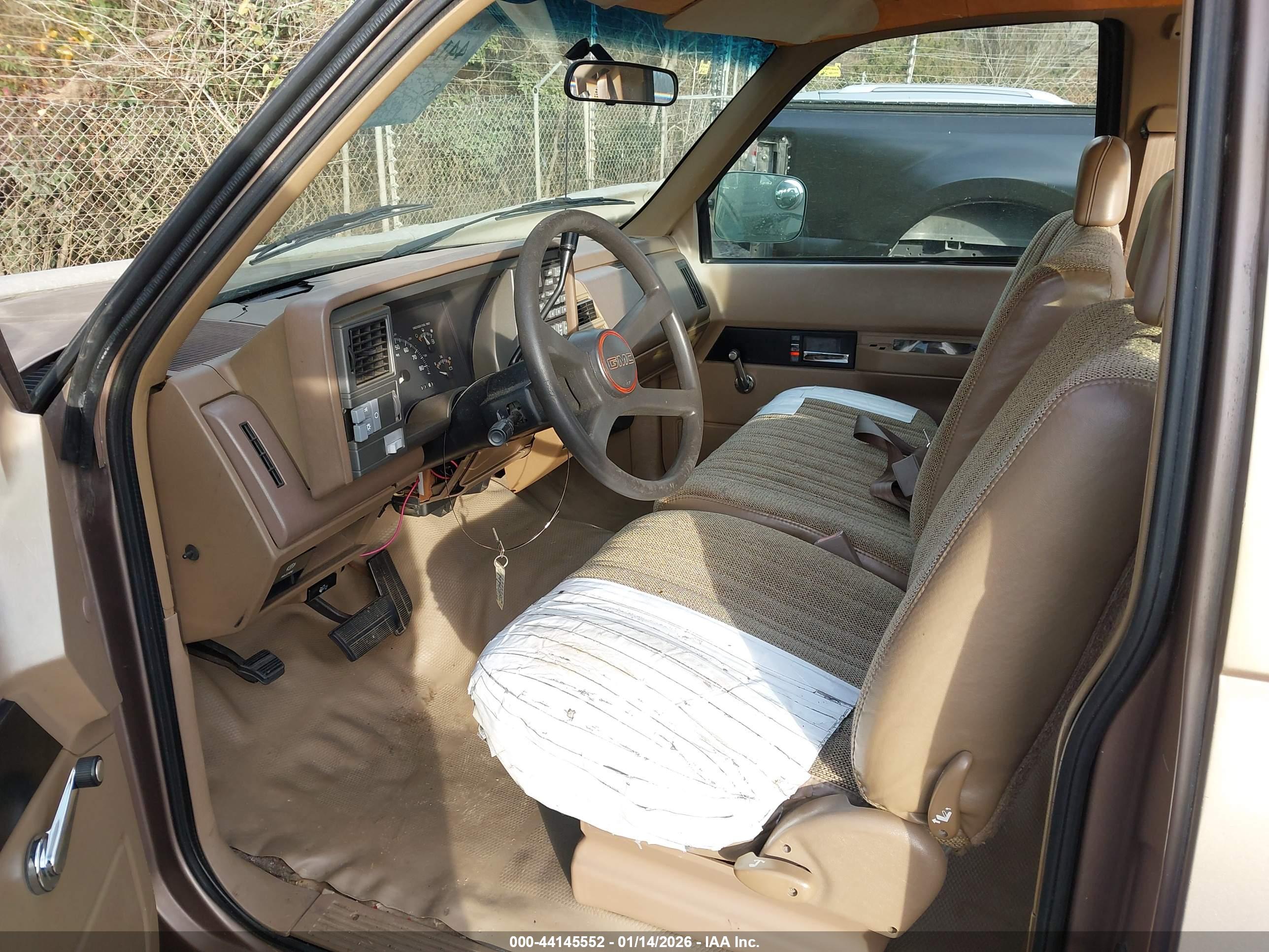 GMC SIERRA image 5
