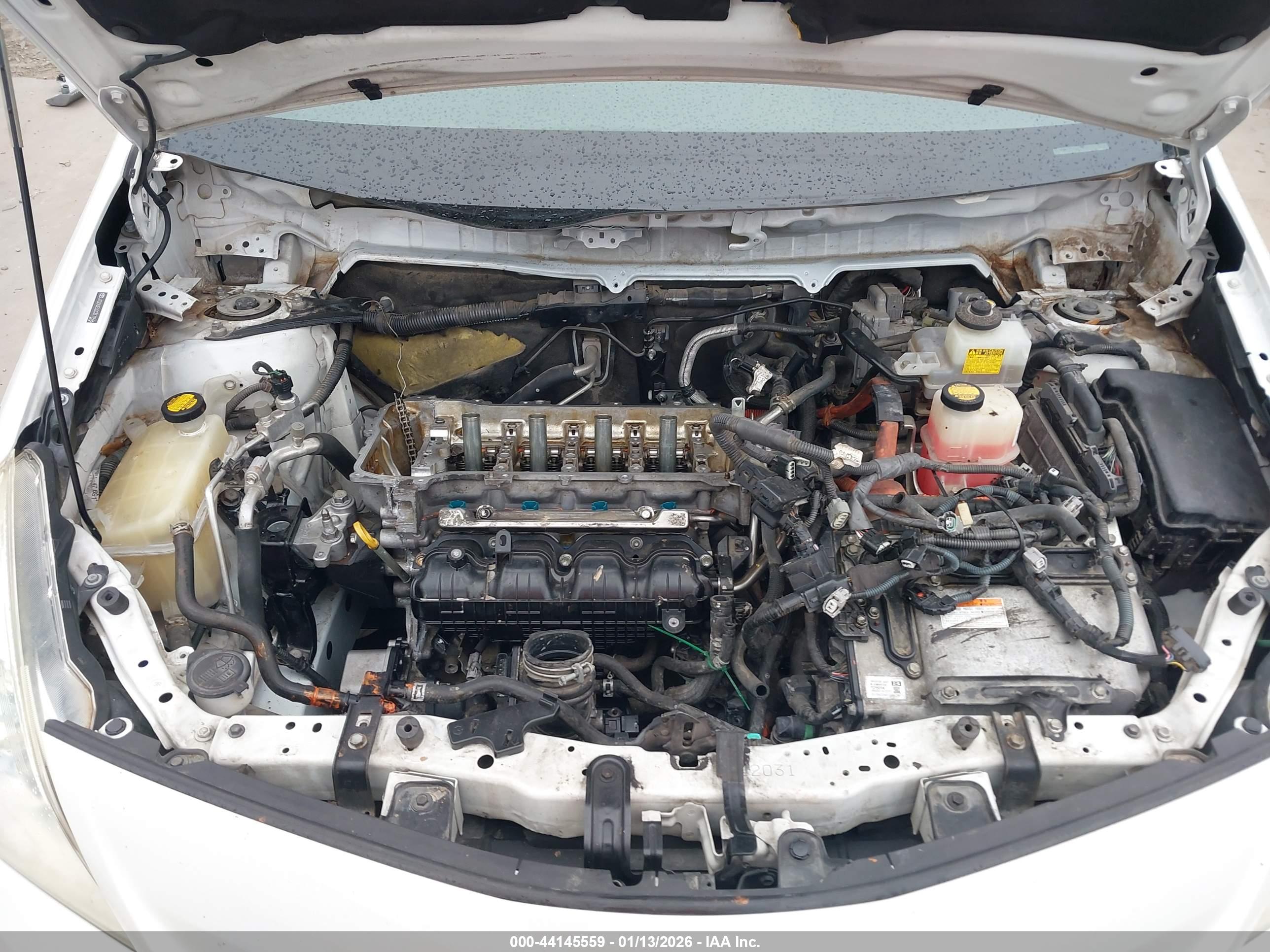 TOYOTA PRIUS image 10