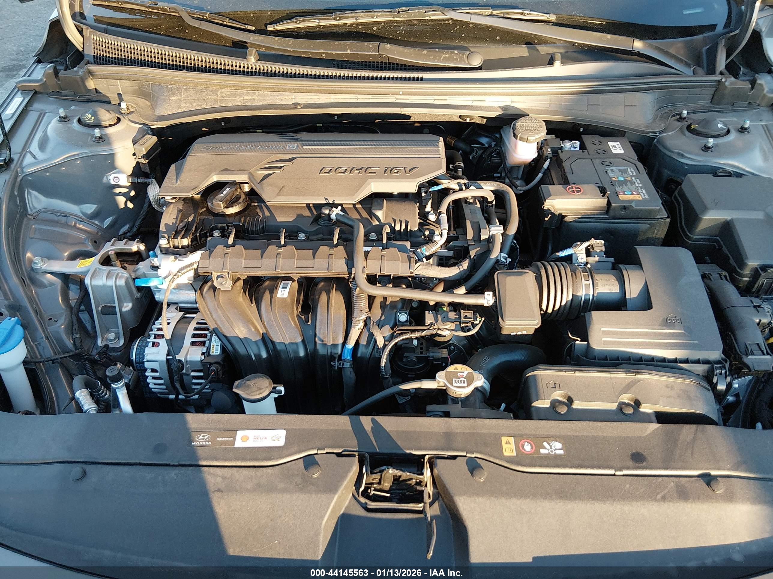 HYUNDAI ELANTRA image 10