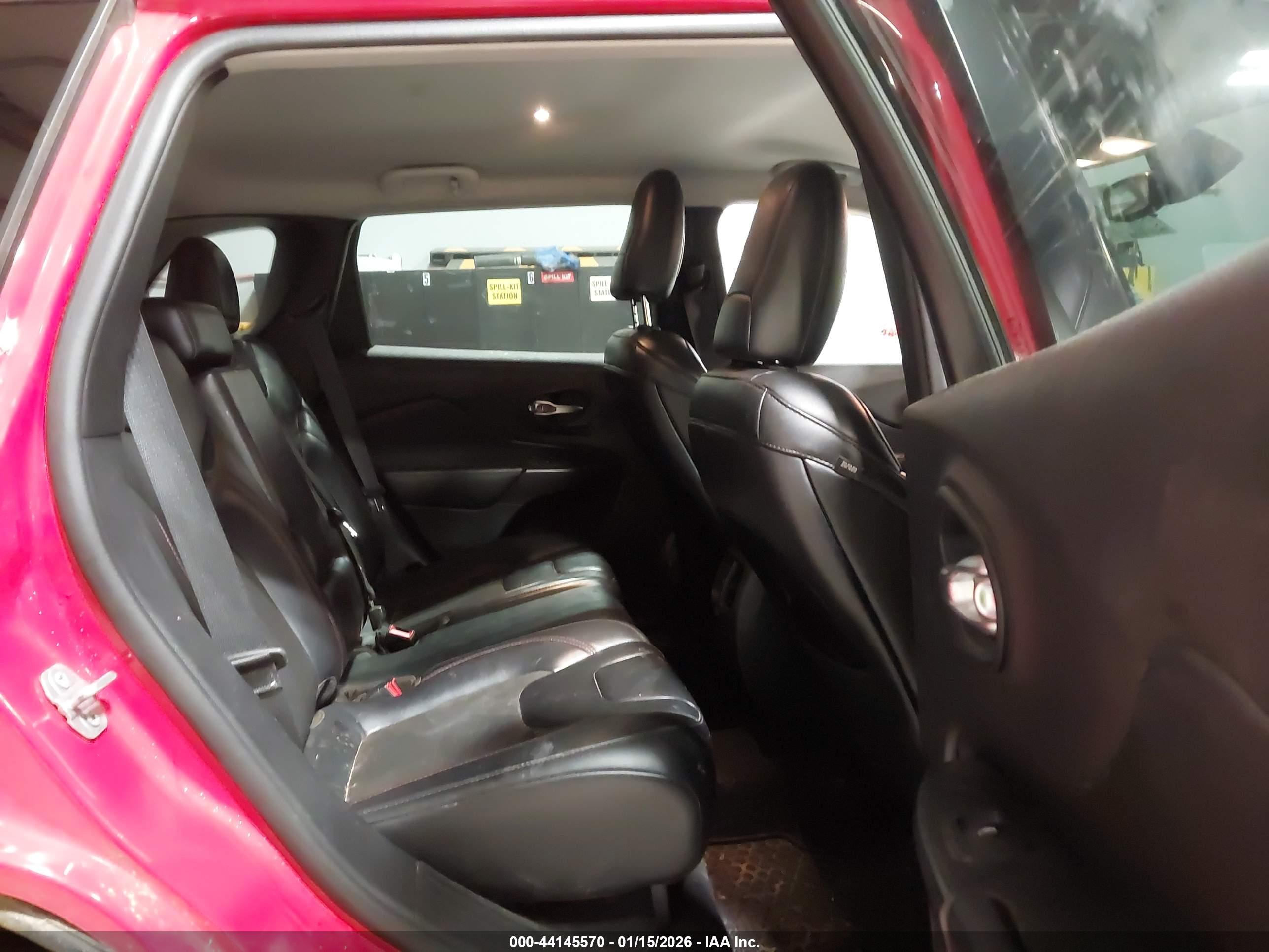 JEEP CHEROKEE image 8