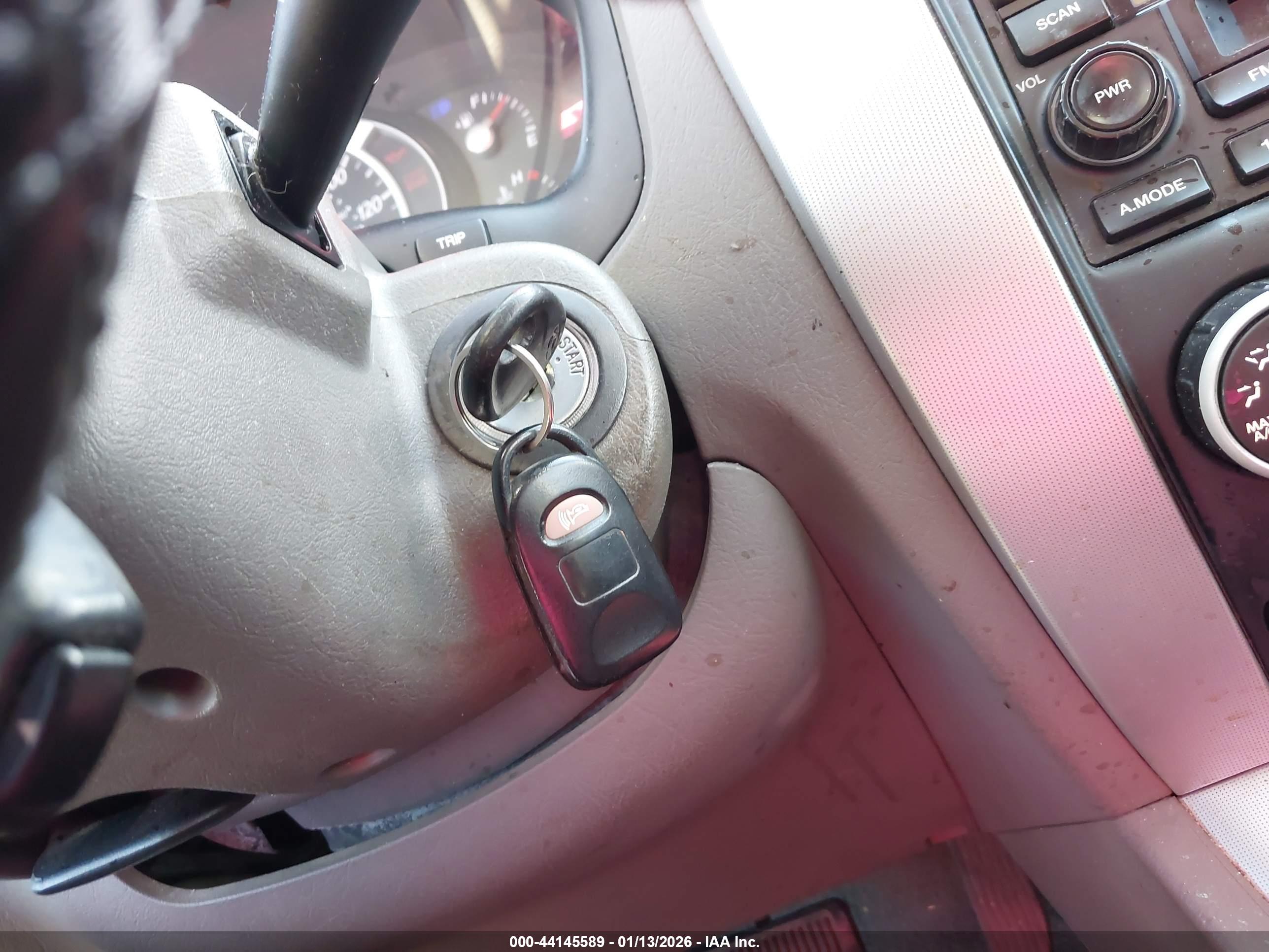 HYUNDAI TUCSON image 11