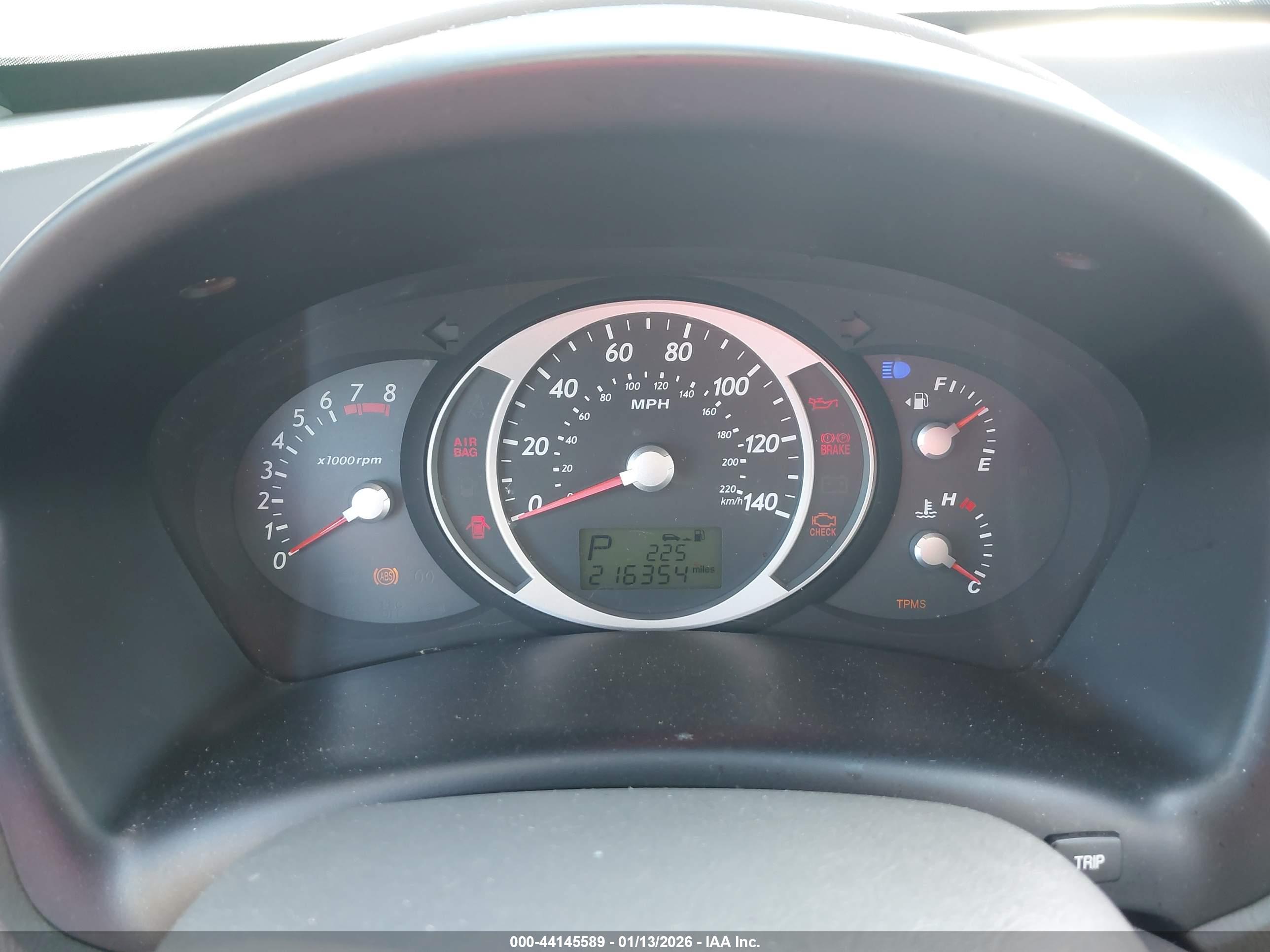 HYUNDAI TUCSON image 7