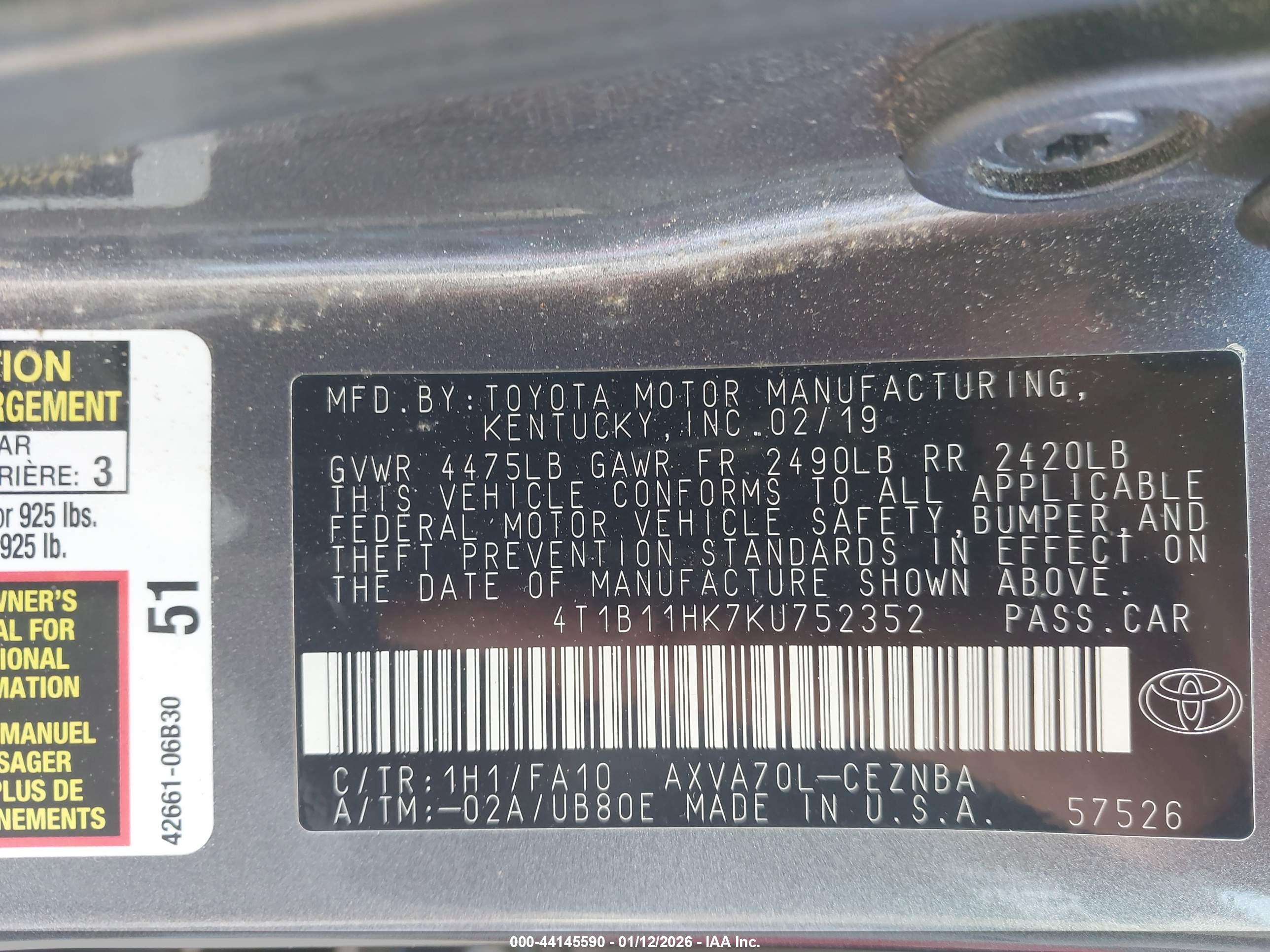 TOYOTA CAMRY image 9