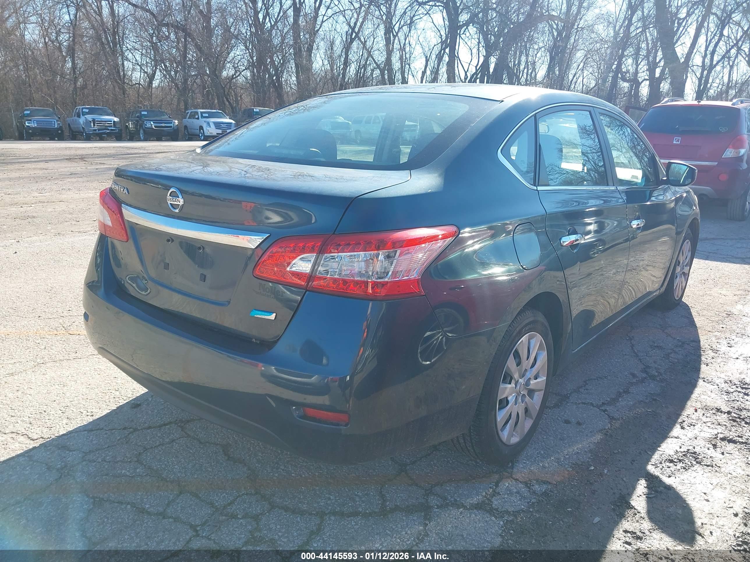 NISSAN SENTRA image 4