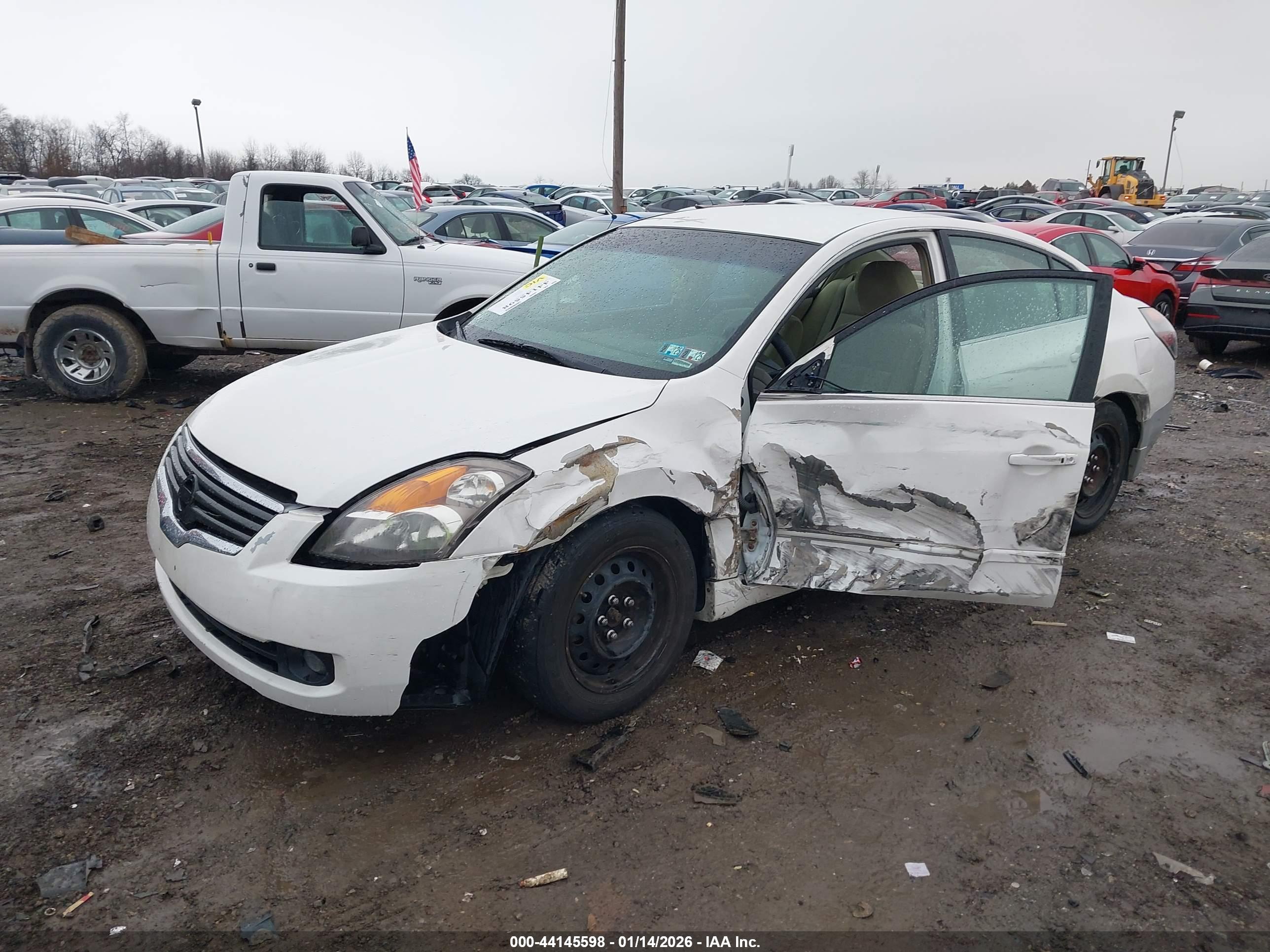 NISSAN ALTIMA image 2