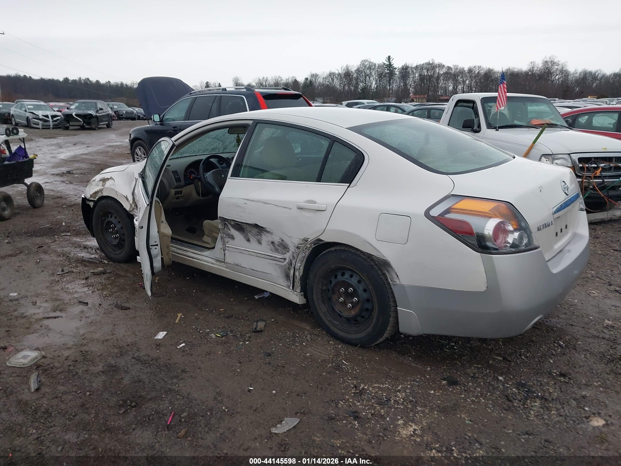 NISSAN ALTIMA image 3